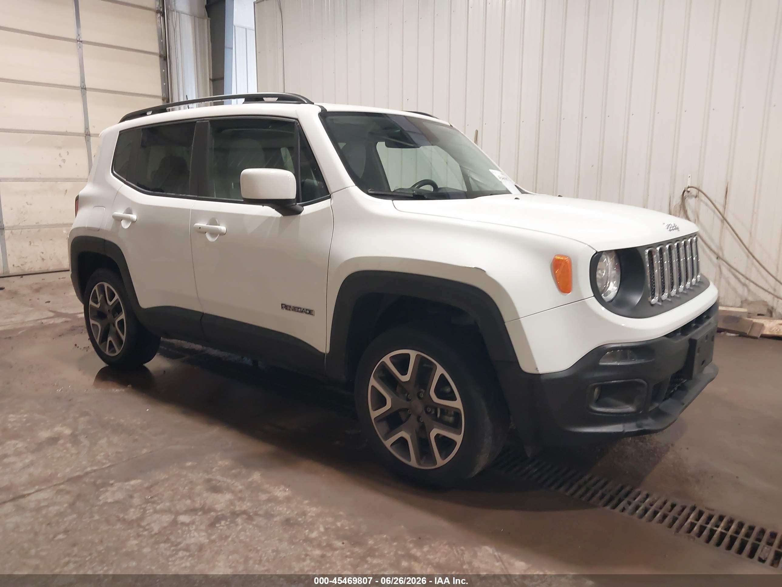 2015 Jeep Renegade Latitude Белый vin: ZACCJBBT7FPC04584