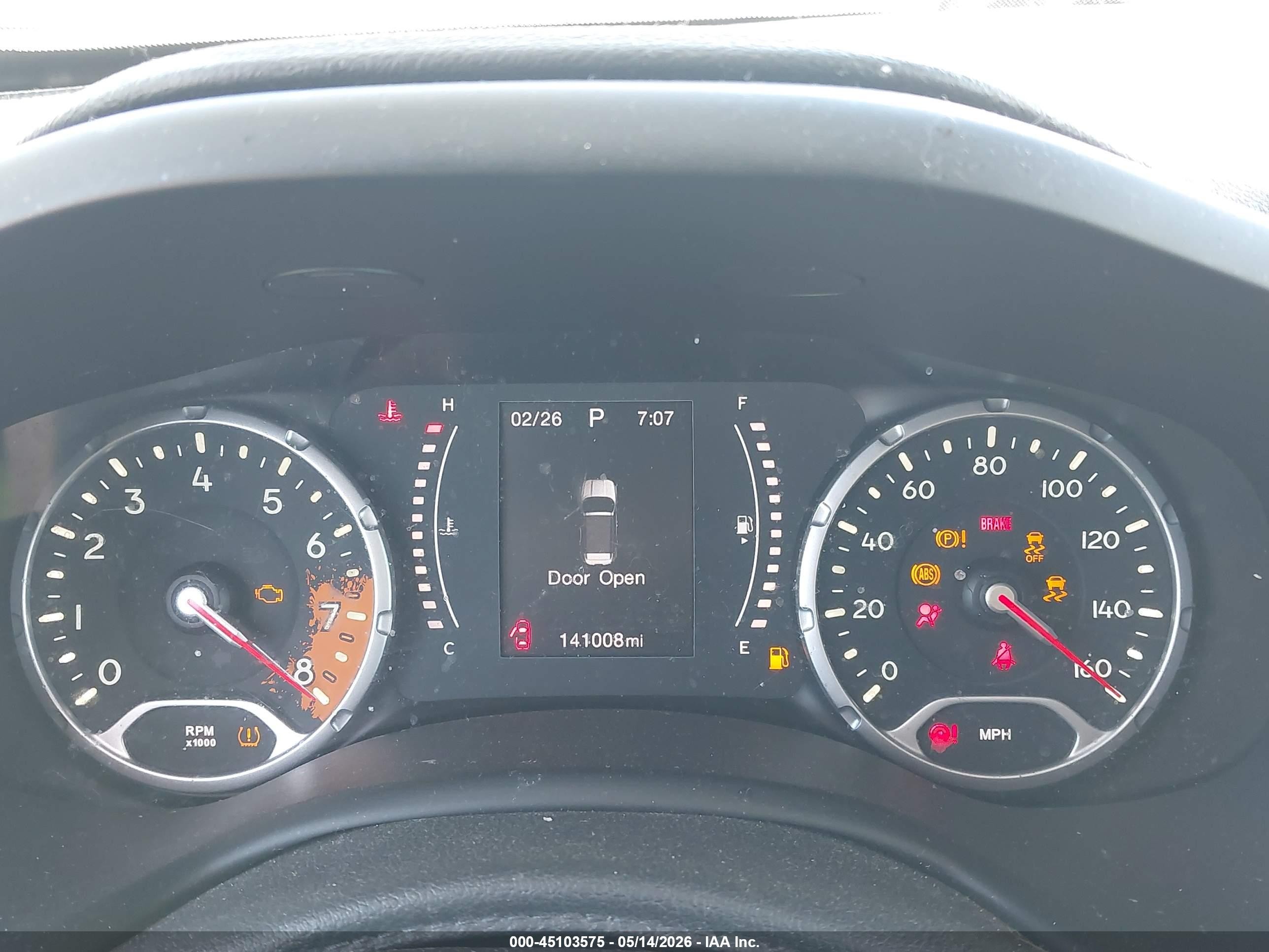 2015 Jeep Renegade Latitude Gray vin: ZACCJBBT8FPB47926