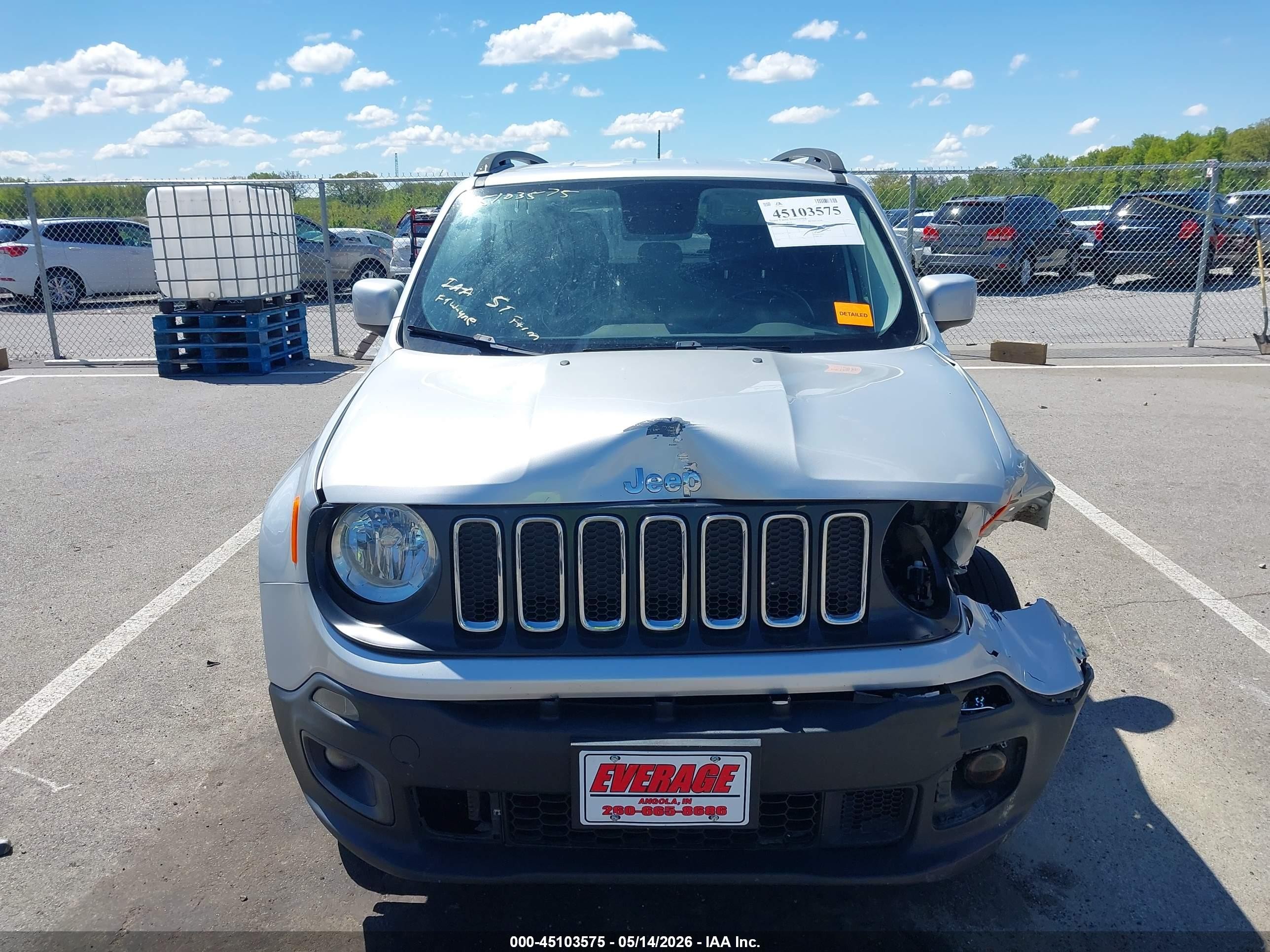 2015 Jeep Renegade Latitude Gray vin: ZACCJBBT8FPB47926
