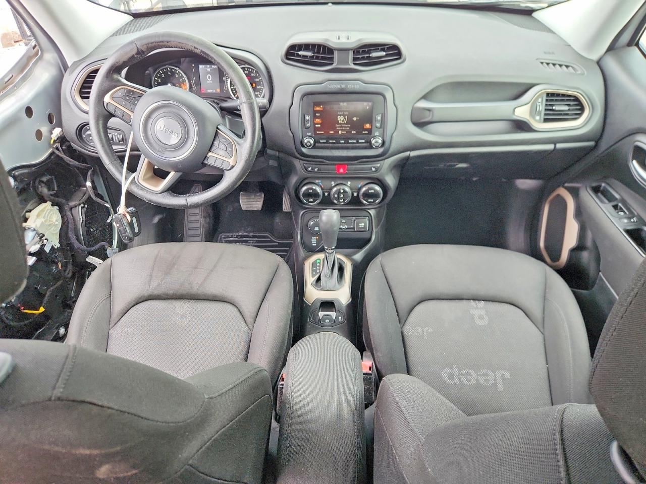 2015 Jeep Renegade Latitude Silver vin: ZACCJBBT8FPC07199