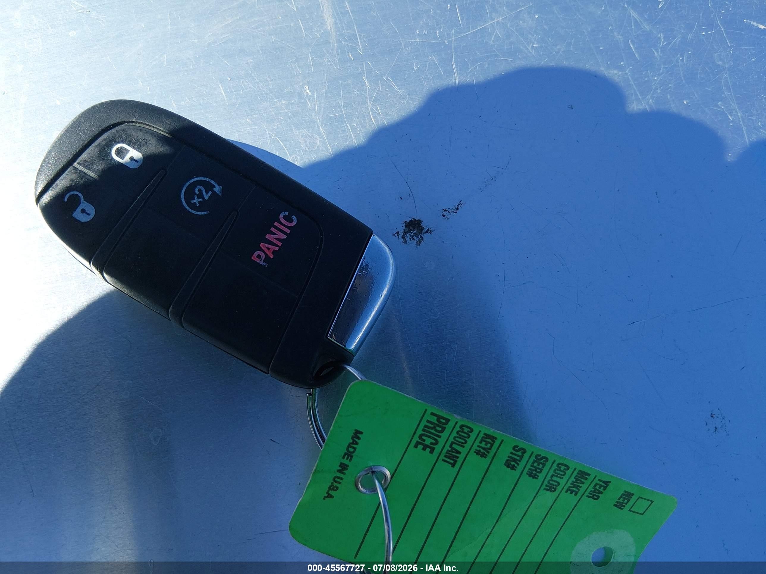 2015 Jeep Renegade Latitude Белый vin: ZACCJBBT8FPC29817