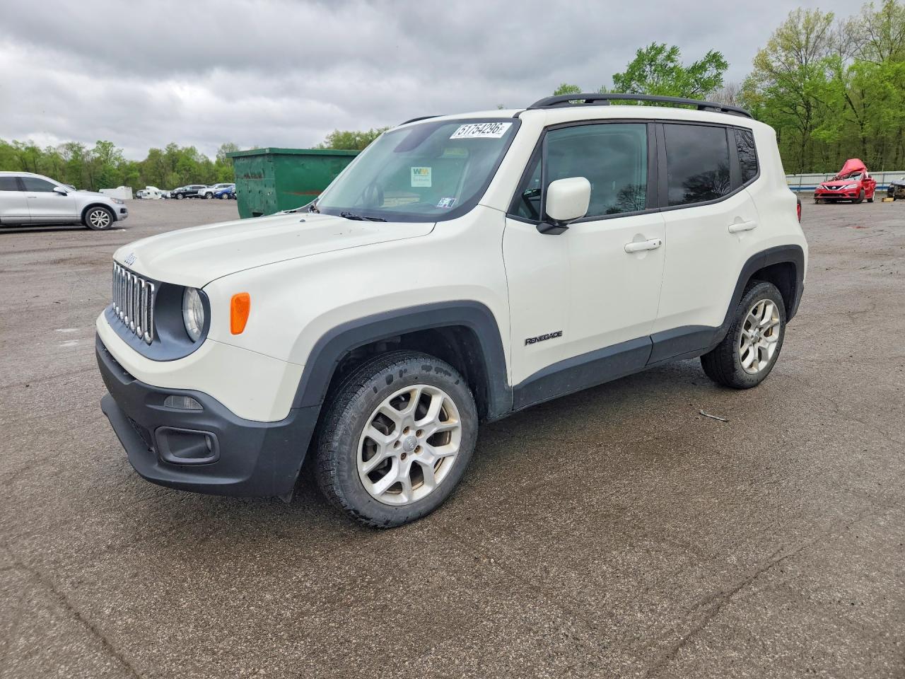 2015 Jeep Renegade Latitude Белый vin: ZACCJBBT8FPC41921