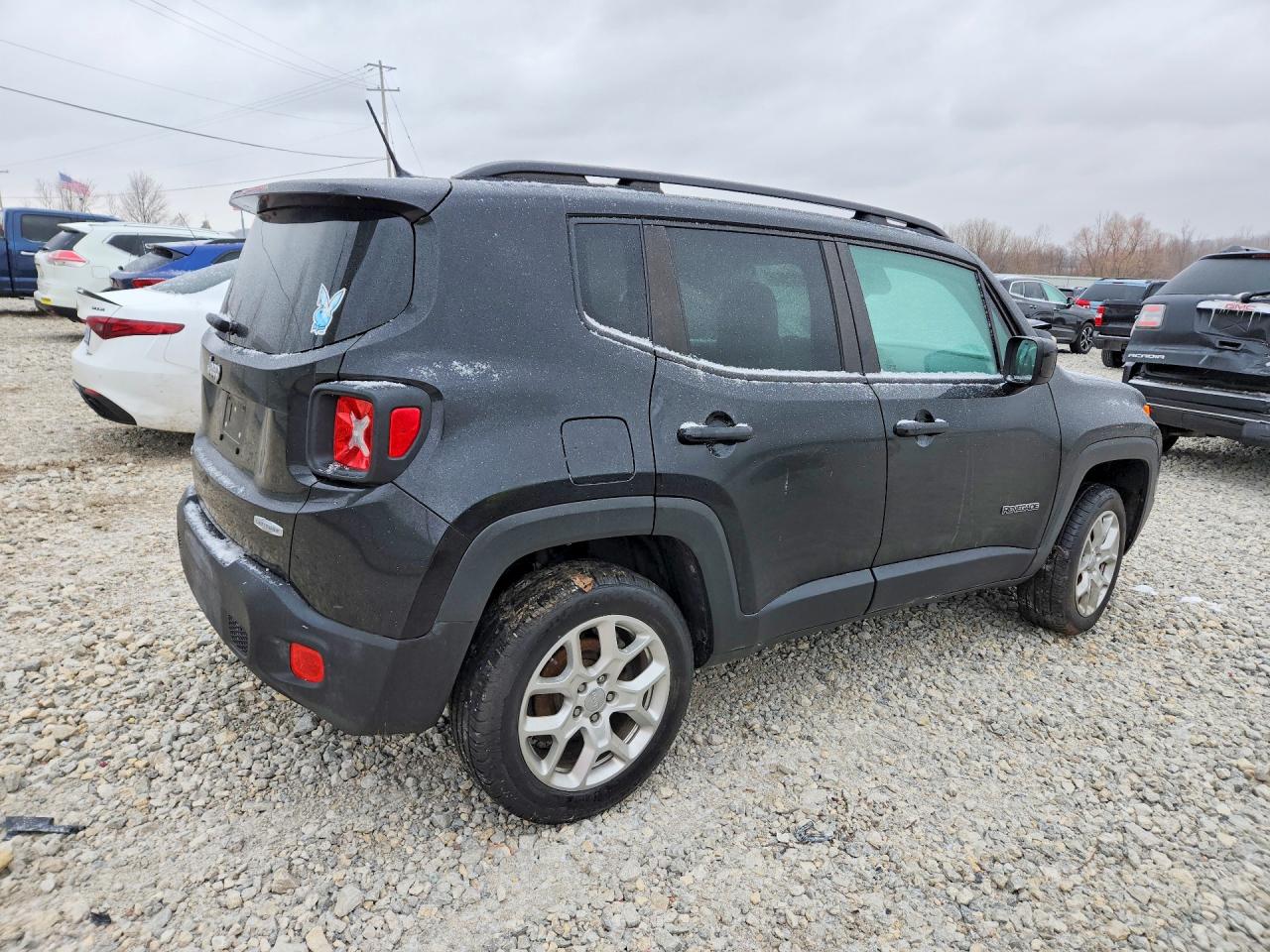 2016 Jeep Renegade Latitude Black vin: ZACCJBBT8GPD31359