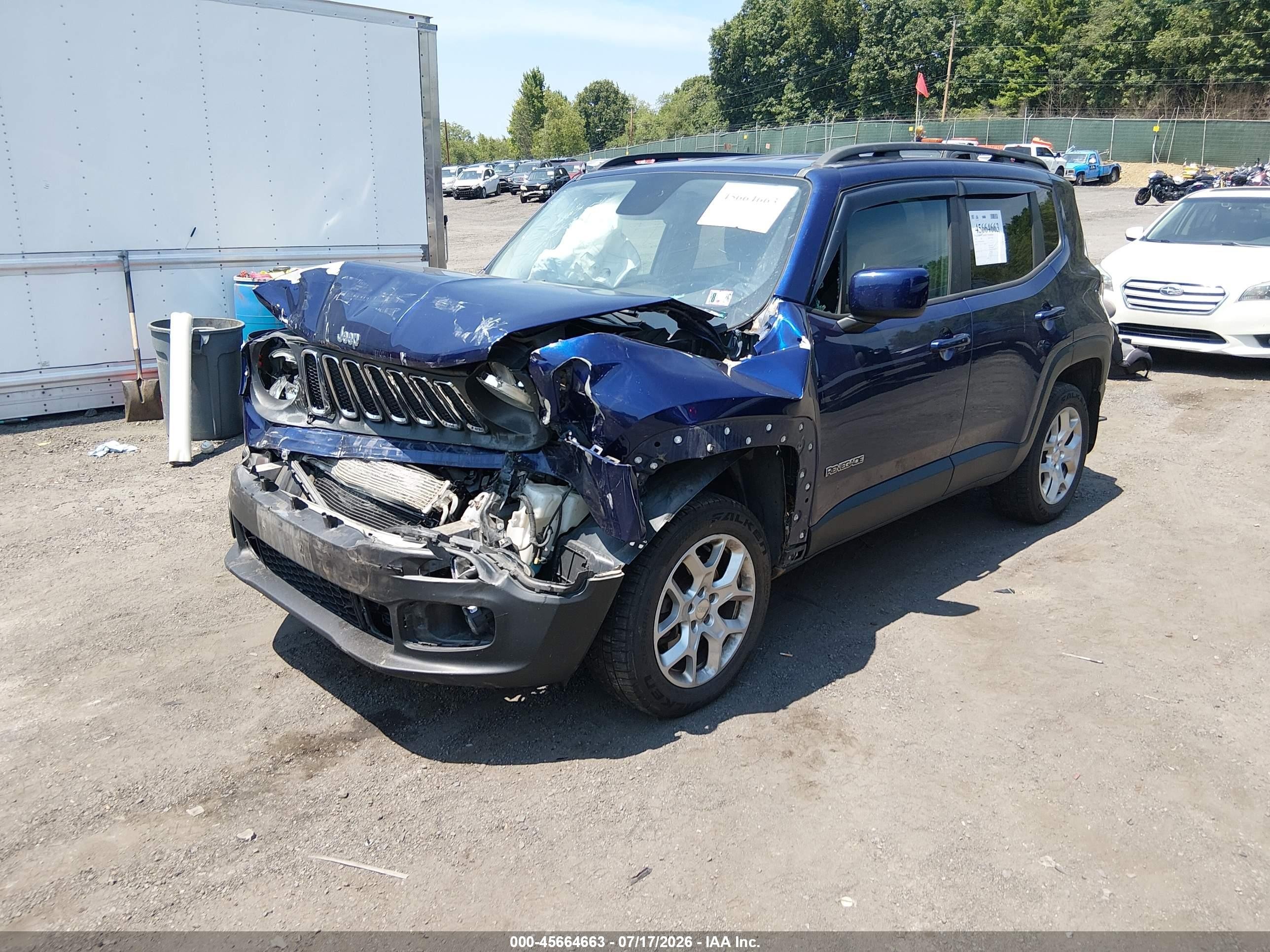 2016 Jeep Renegade Latitude Blue vin: ZACCJBBT8GPE40596