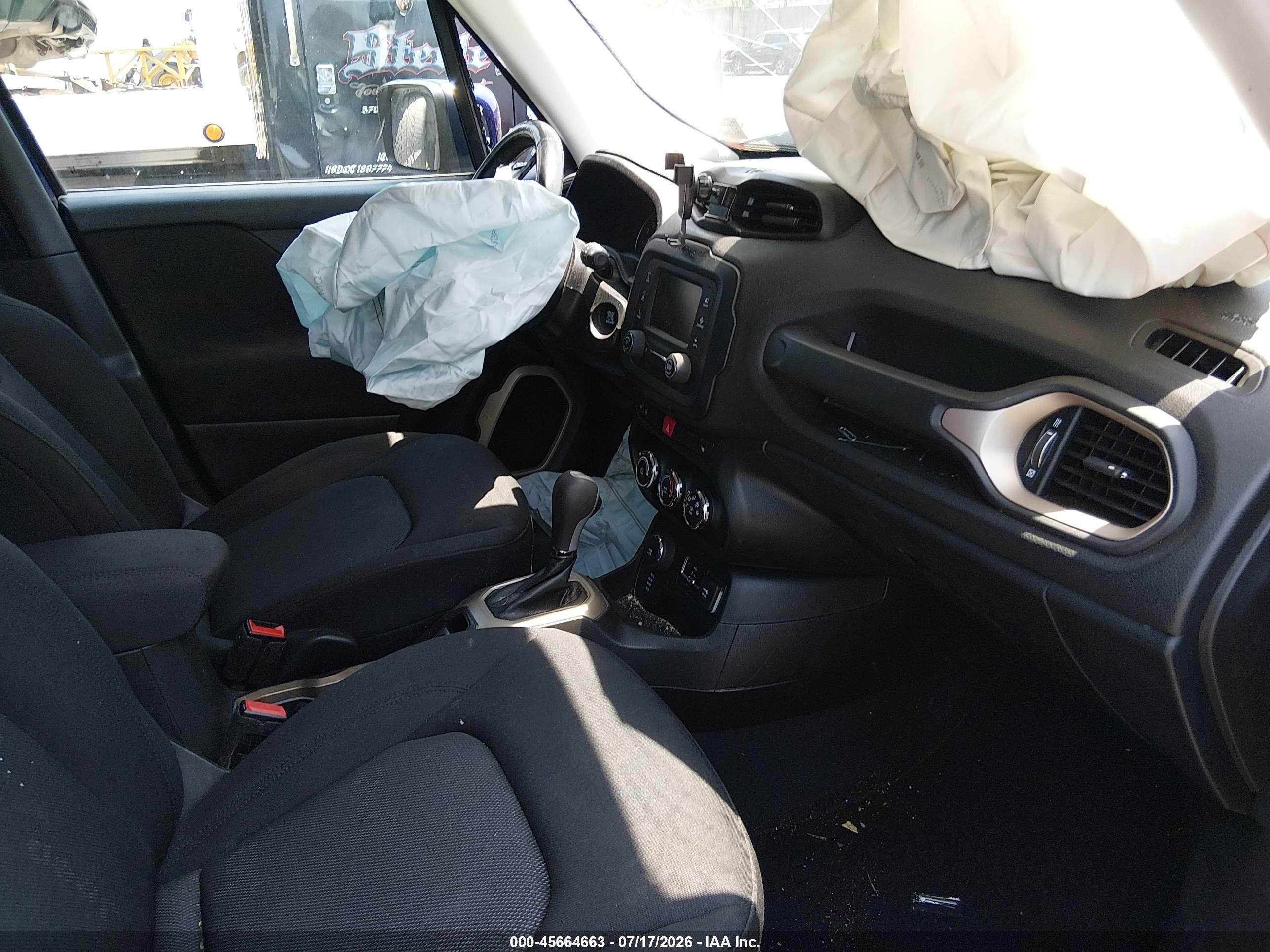 2016 Jeep Renegade Latitude Blue vin: ZACCJBBT8GPE40596