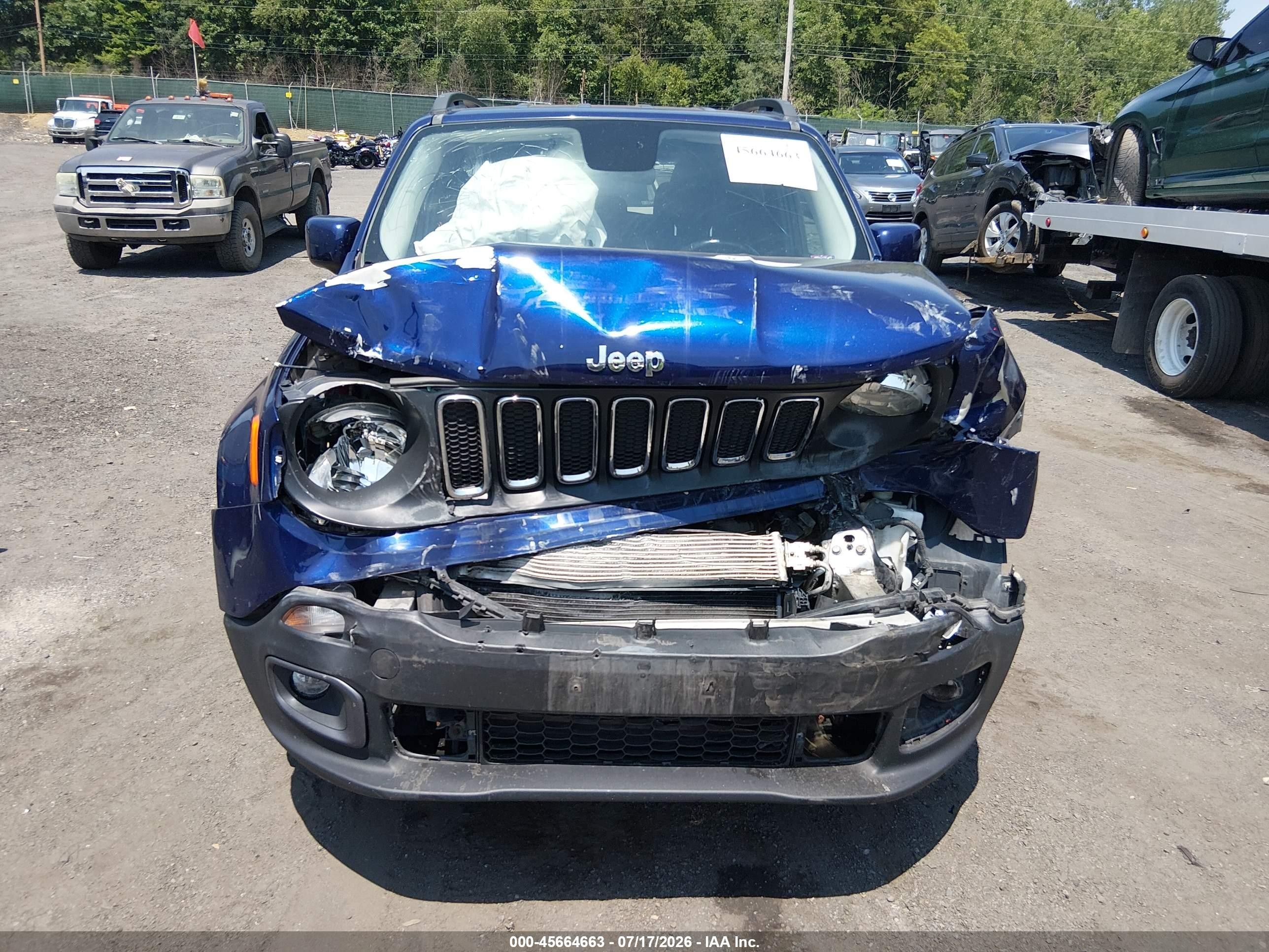 2016 Jeep Renegade Latitude Blue vin: ZACCJBBT8GPE40596