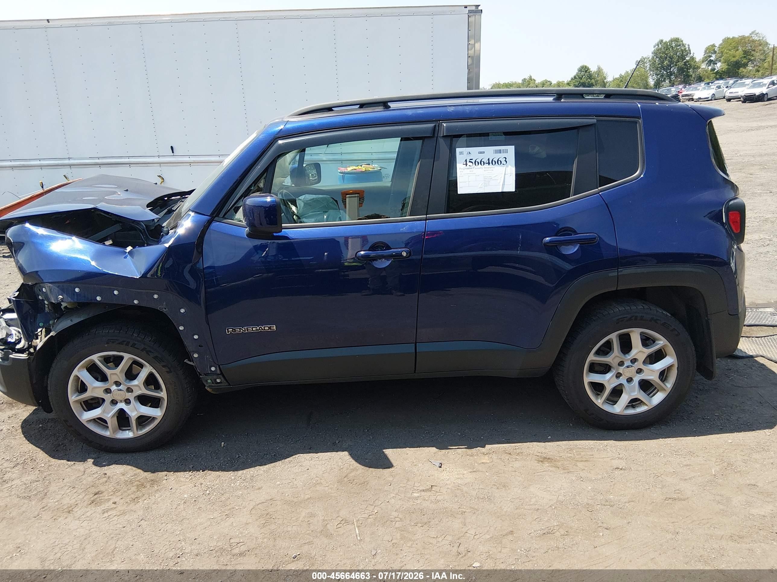2016 Jeep Renegade Latitude Blue vin: ZACCJBBT8GPE40596