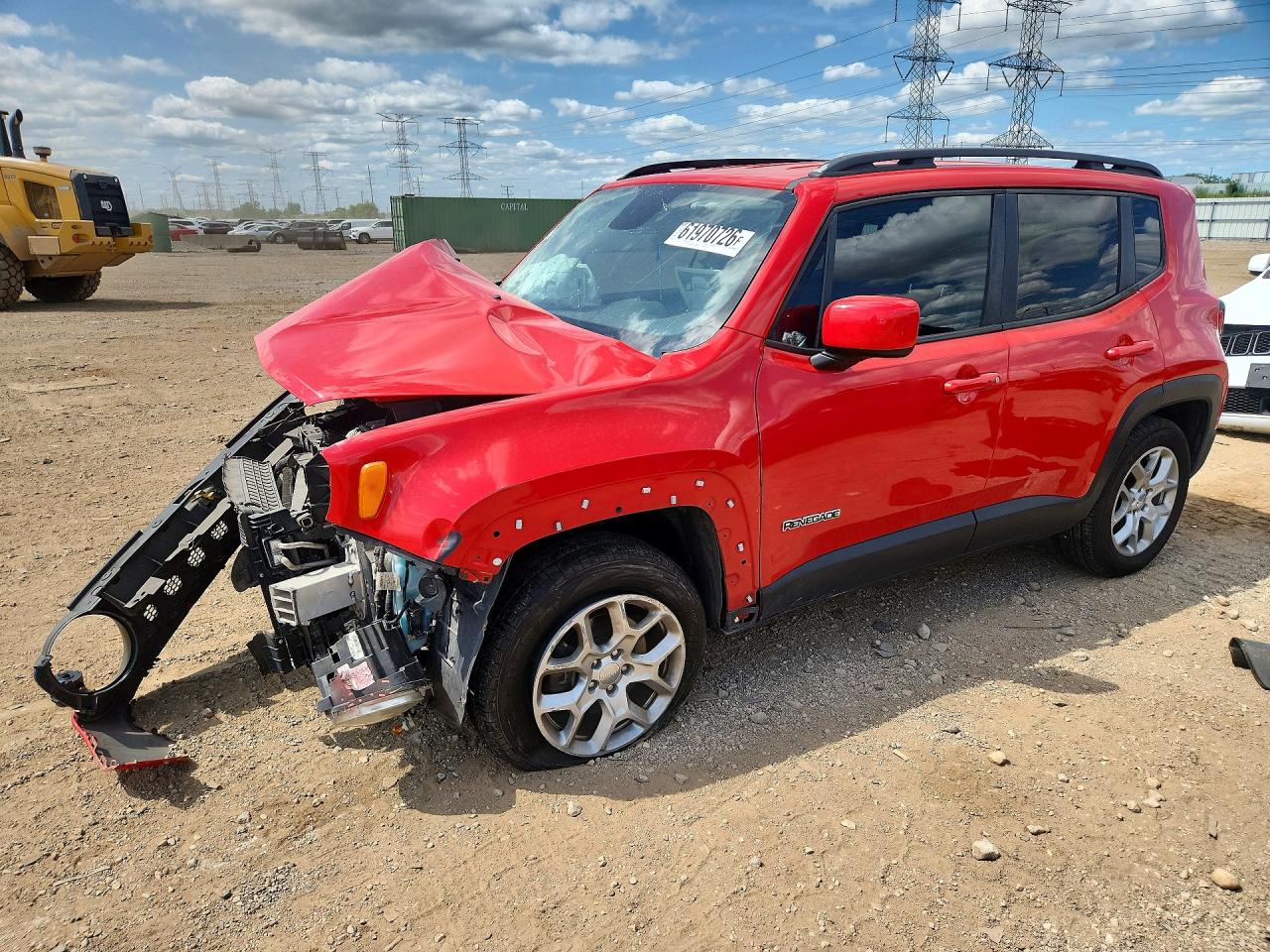 2015 Jeep Renegade Latitude Red vin: ZACCJBBTXFPB29475