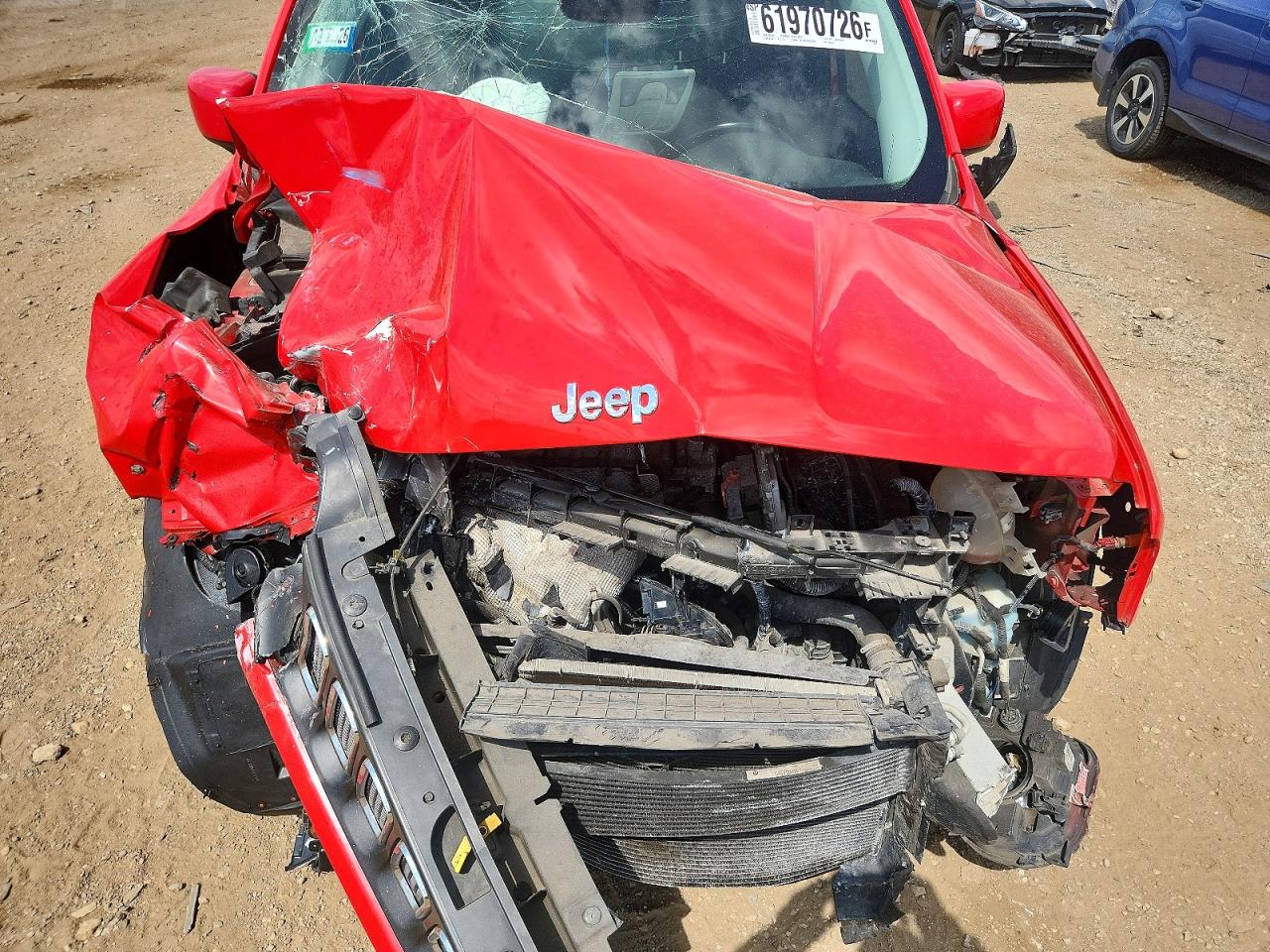 2015 Jeep Renegade Latitude Red vin: ZACCJBBTXFPB29475