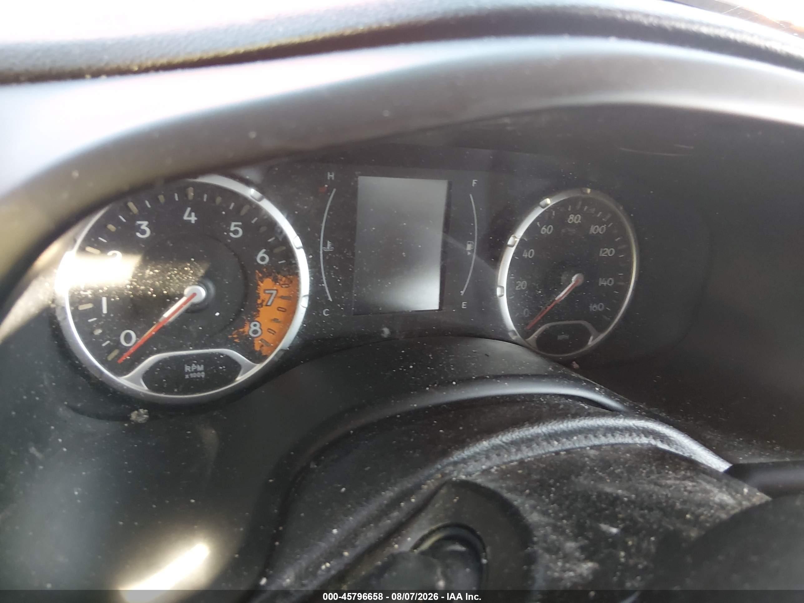 2015 Jeep Renegade Latitude Orange vin: ZACCJBBTXFPC35327