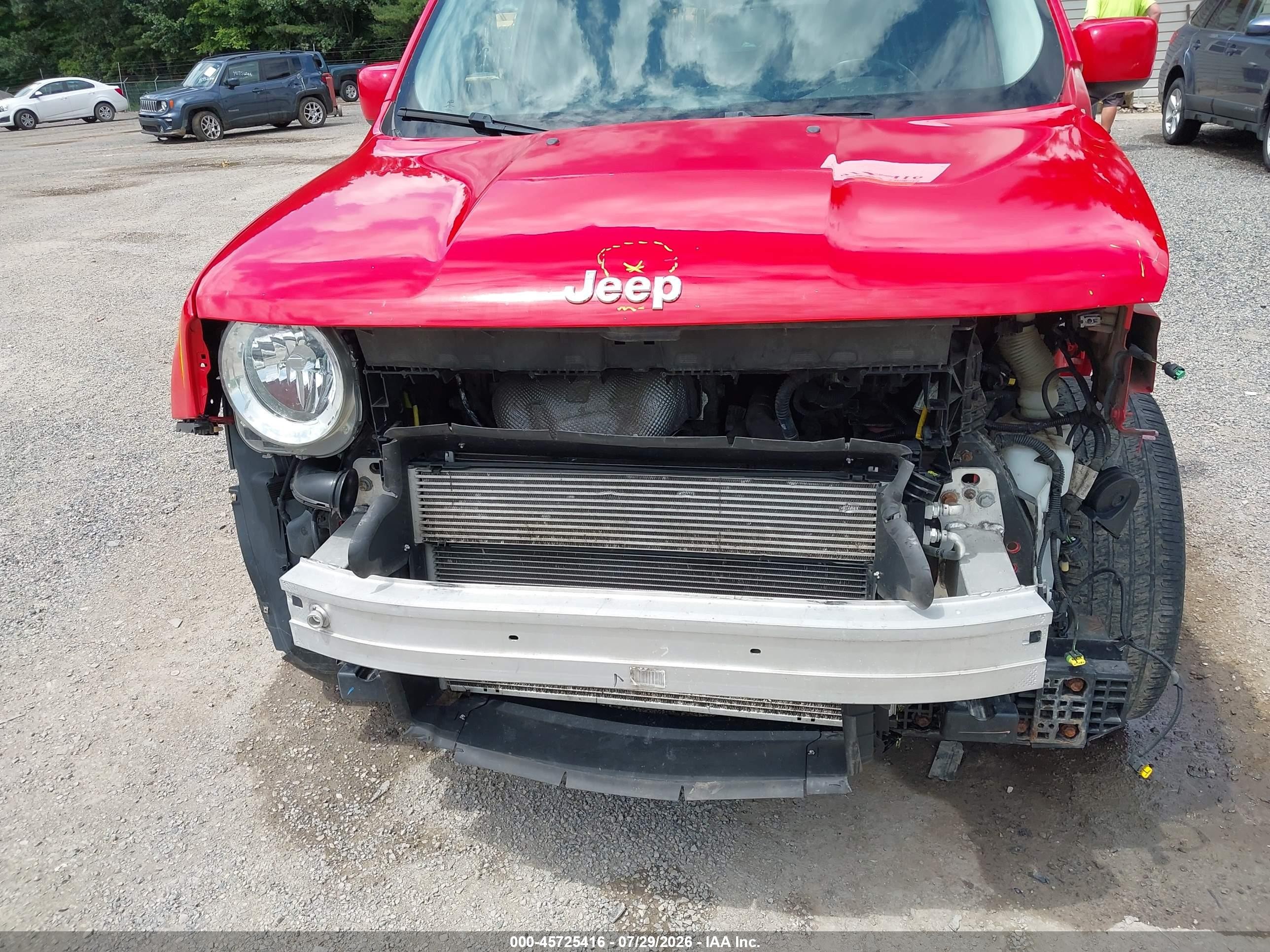 2016 Jeep Renegade Latitude Red vin: ZACCJBBTXGPD59177