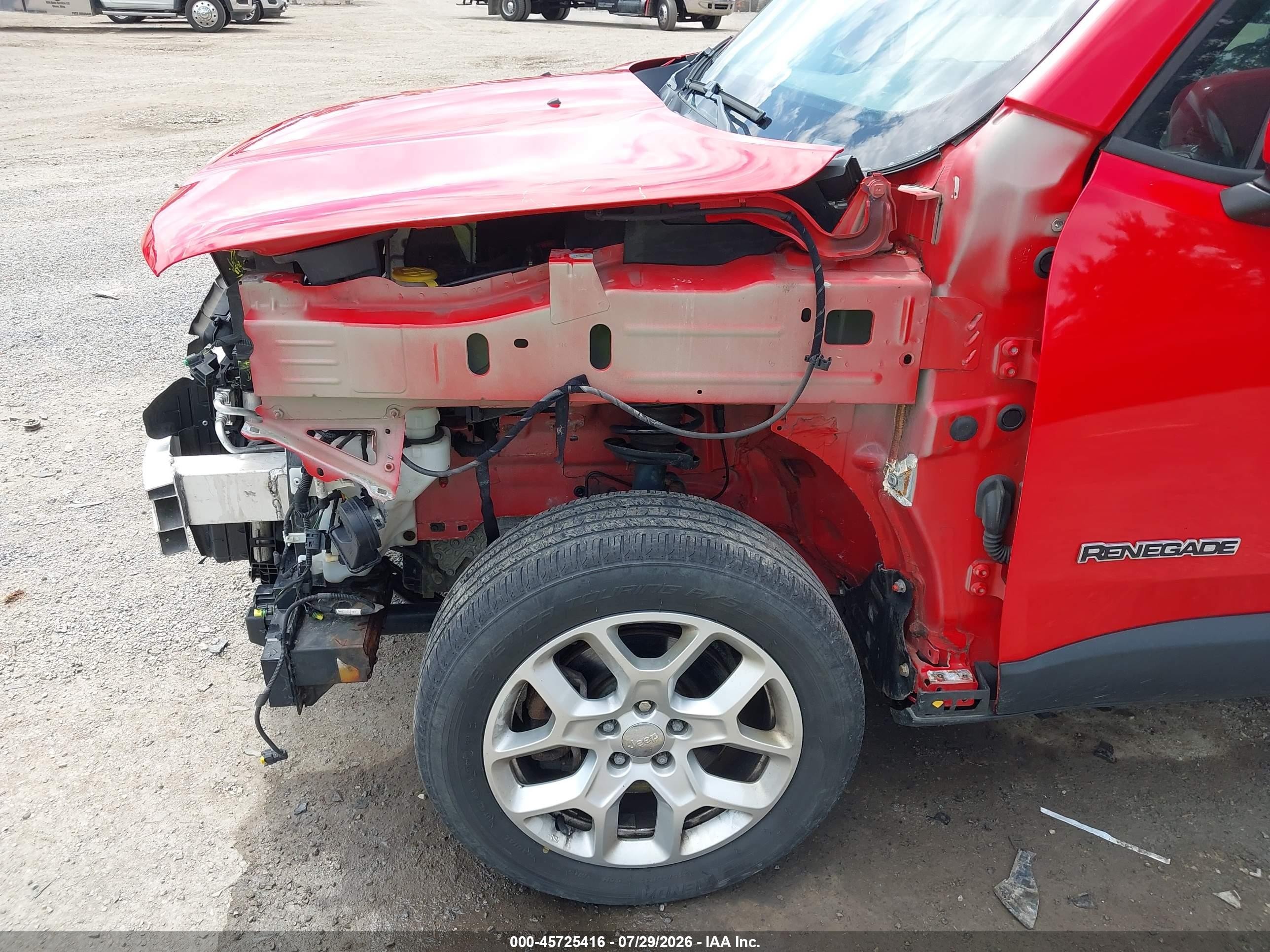 2016 Jeep Renegade Latitude Red vin: ZACCJBBTXGPD59177