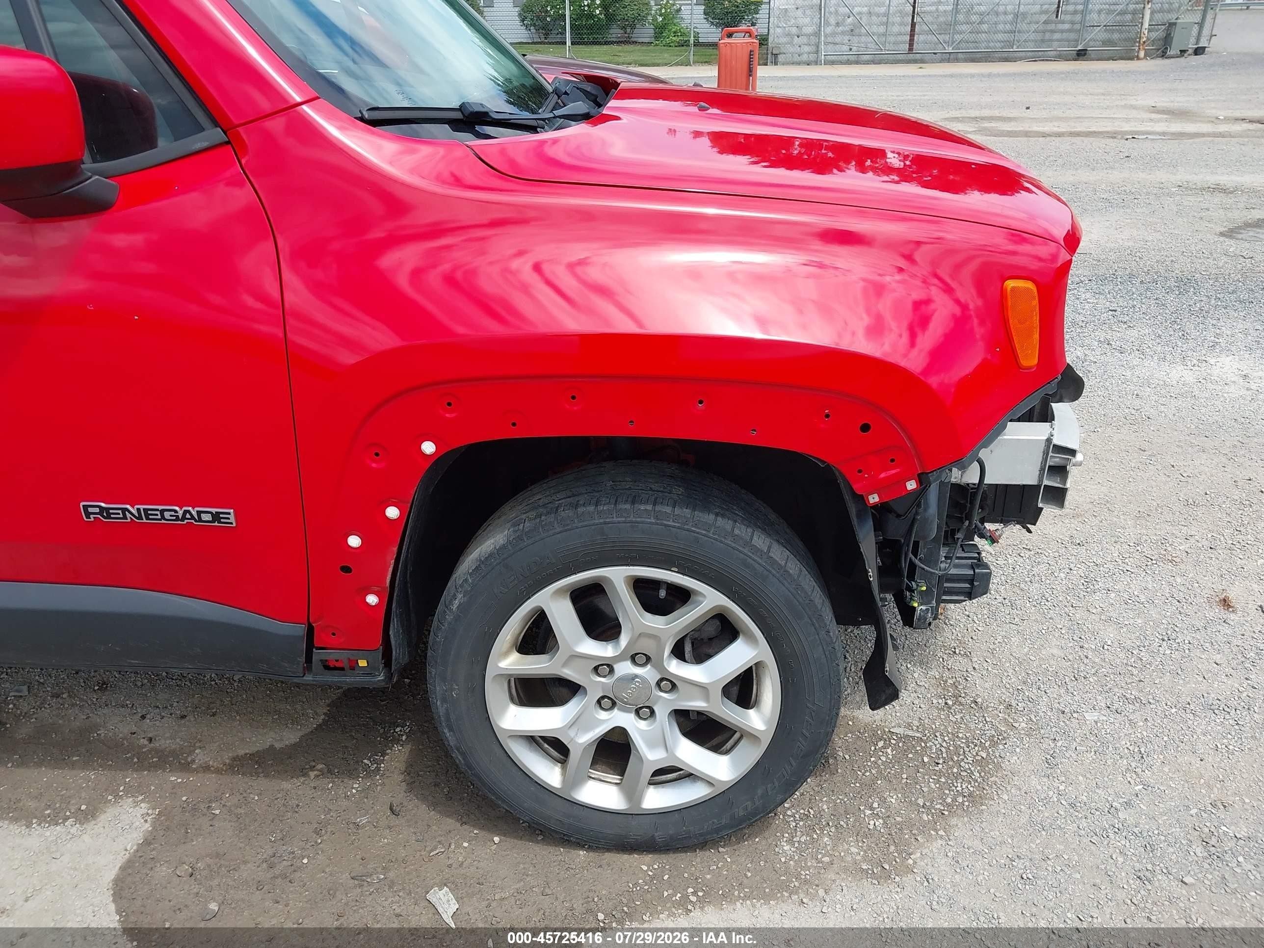 2016 Jeep Renegade Latitude Red vin: ZACCJBBTXGPD59177