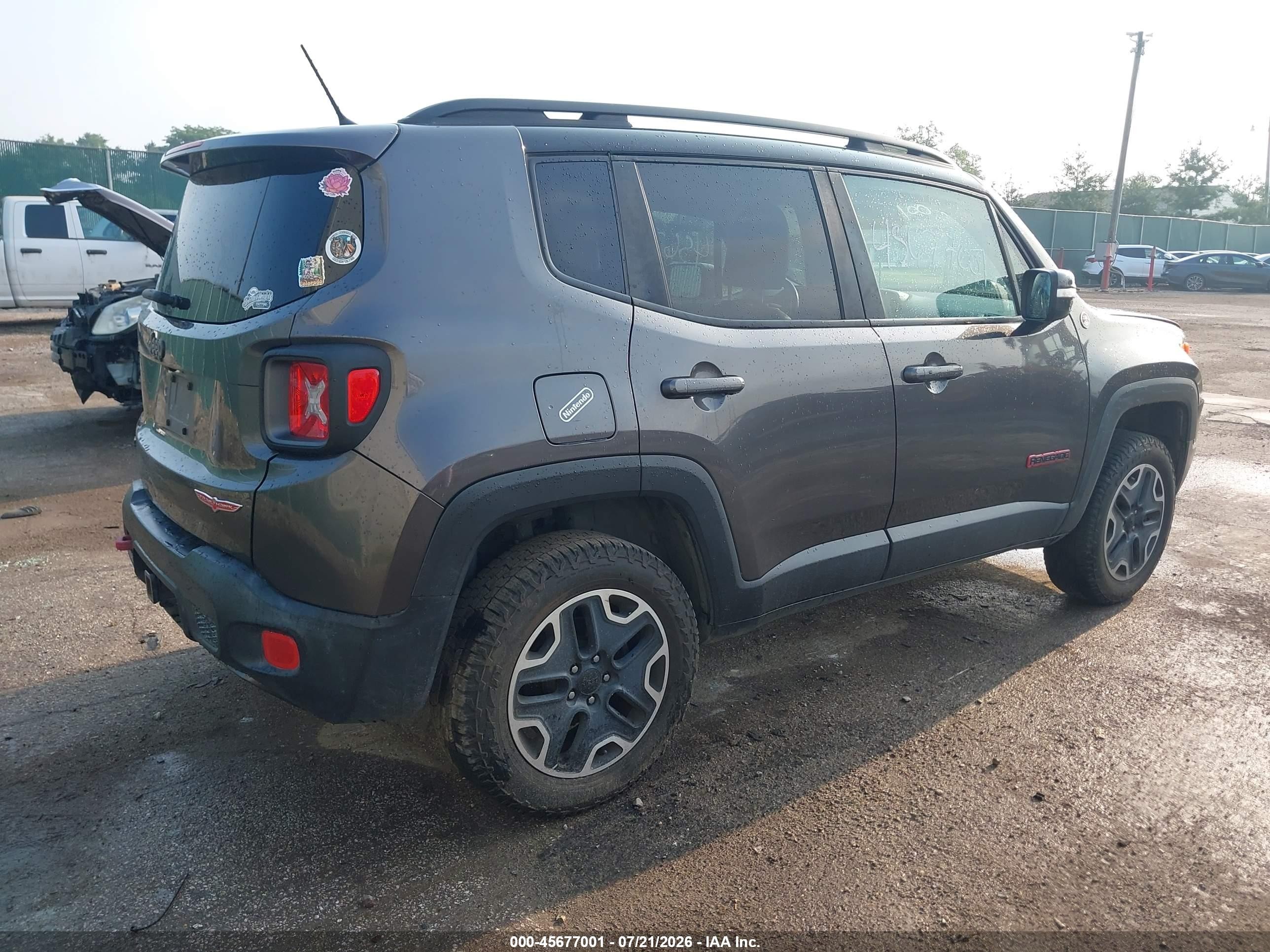 2017 Jeep Renegade Trailhawk Gray vin: ZACCJBCB1HPF97717