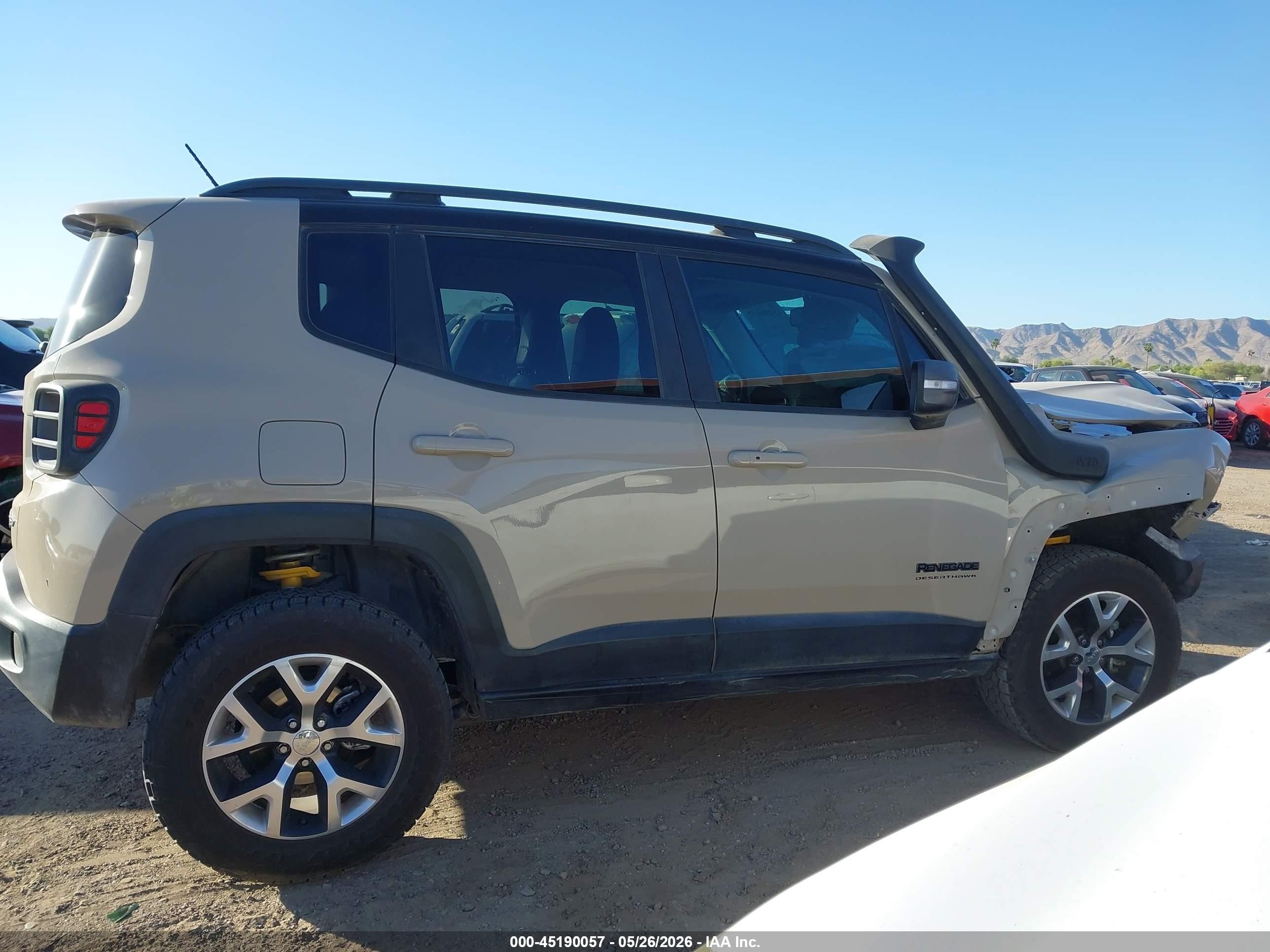 2017 Jeep Renegade Deserthawk 4x4 Желто-коричневый vin: ZACCJBCB2HPE86271