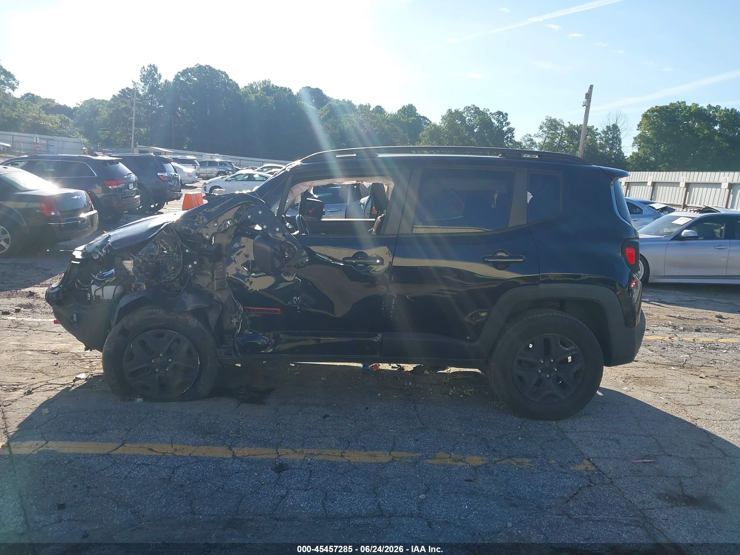 2018 Jeep Renegade Trailhawk 4x4 Black vin: ZACCJBCB7JPG98007