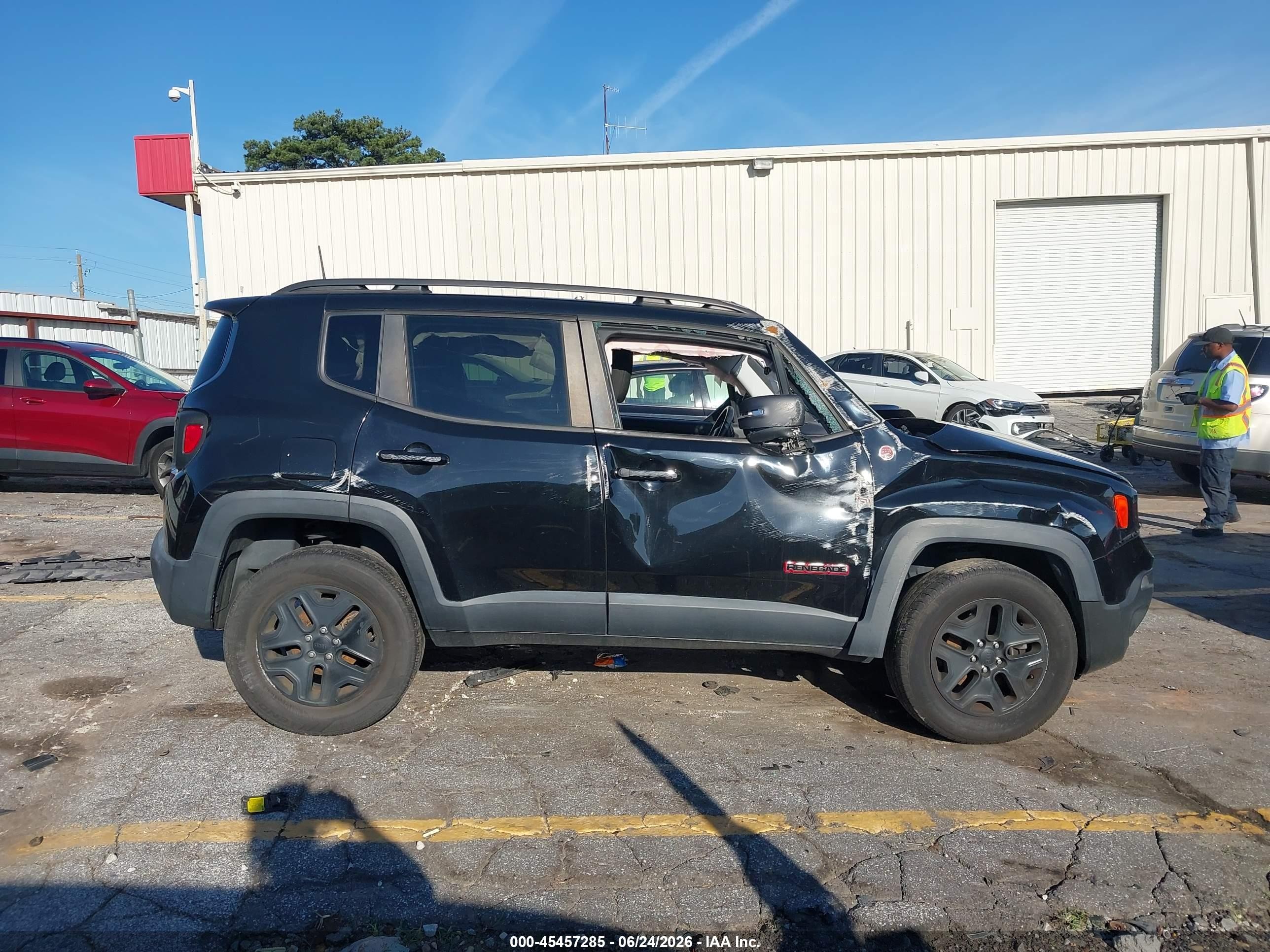 2018 Jeep Renegade Trailhawk 4x4 Black vin: ZACCJBCB7JPG98007