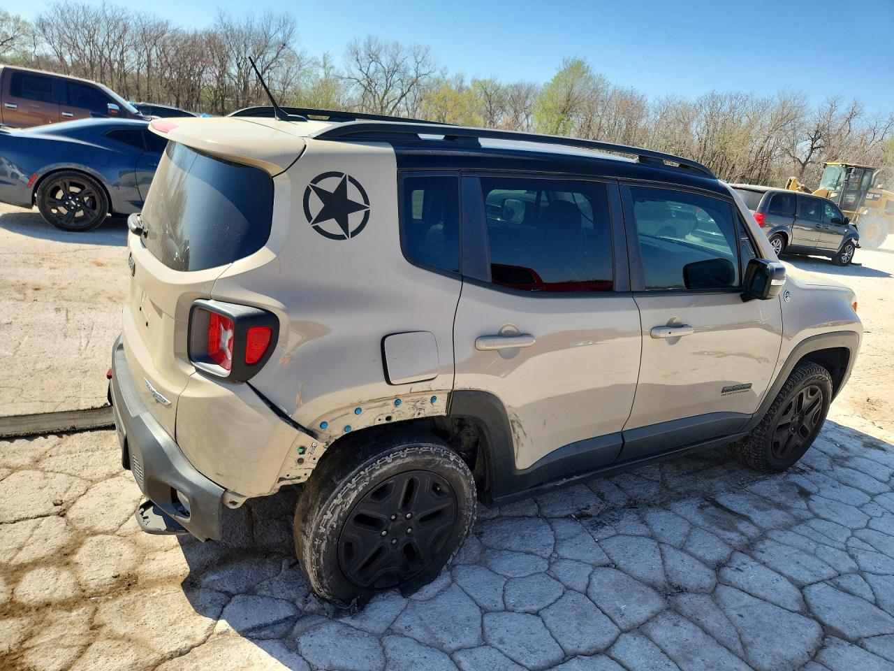 2017 Jeep Renegade Trailhawk Tan vin: ZACCJBCB8HPE87909