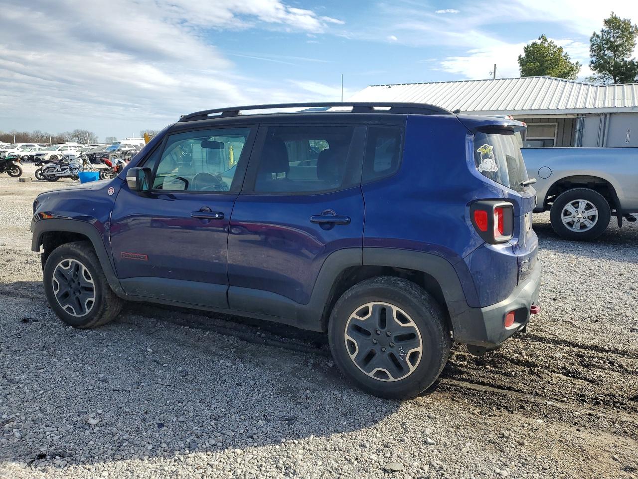 2017 Jeep Renegade Trailhawk Blue vin: ZACCJBCB8HPF85645
