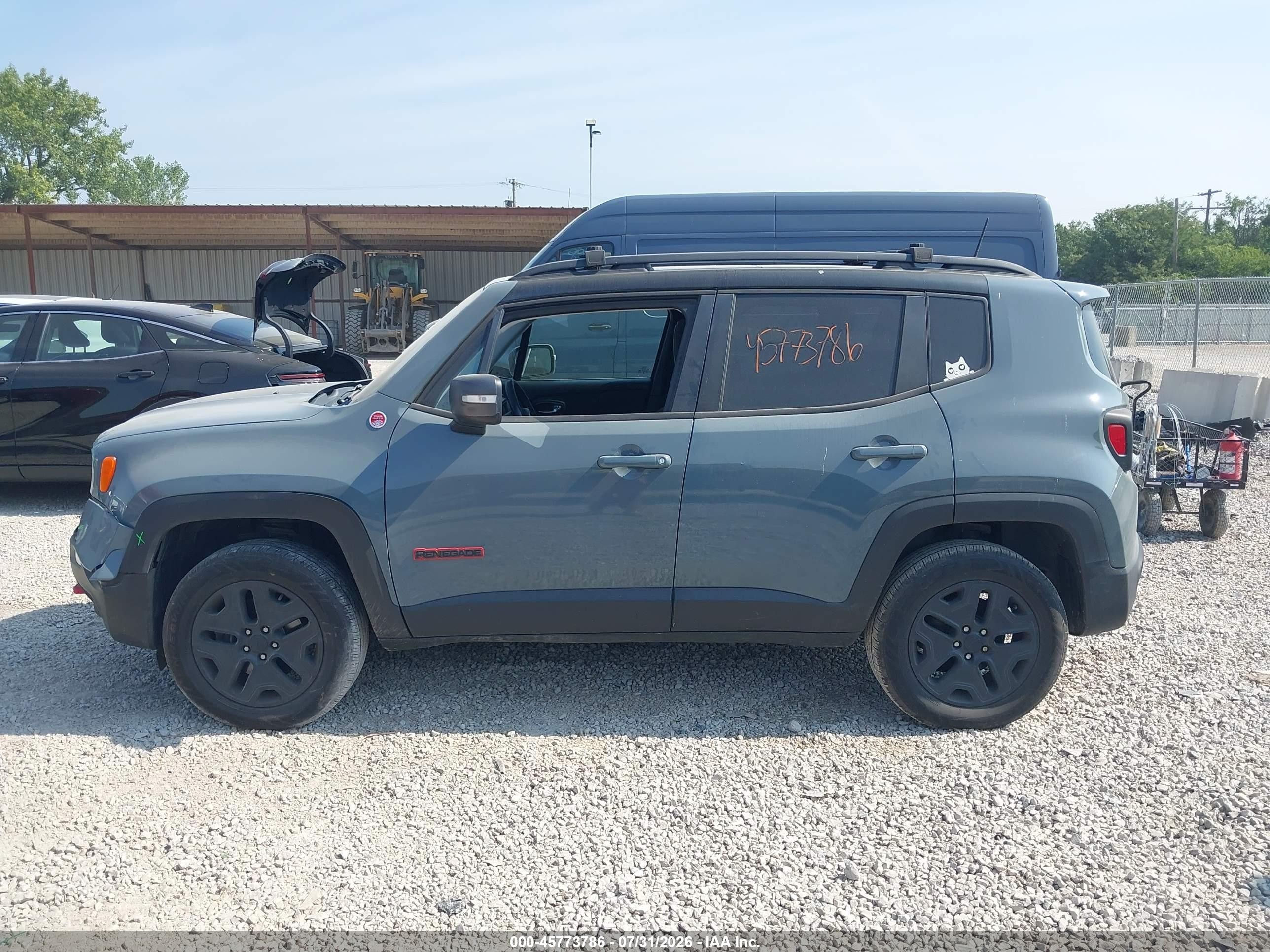 2018 Jeep Renegade Trailhawk 4x4 Gray vin: ZACCJBCBXJPH83794