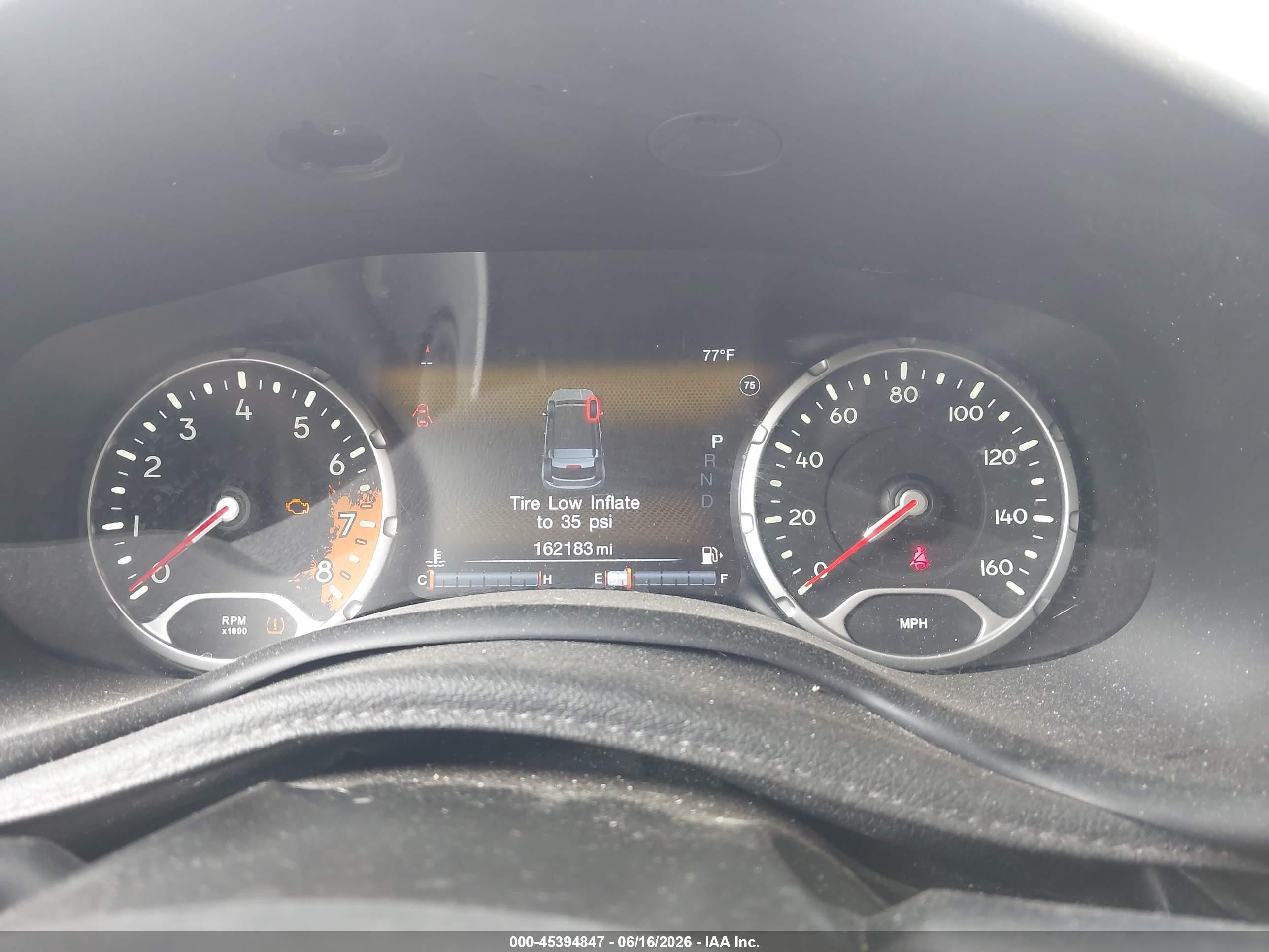 2015 Jeep Renegade Trailhawk Красный vin: ZACCJBCT0FPB61410