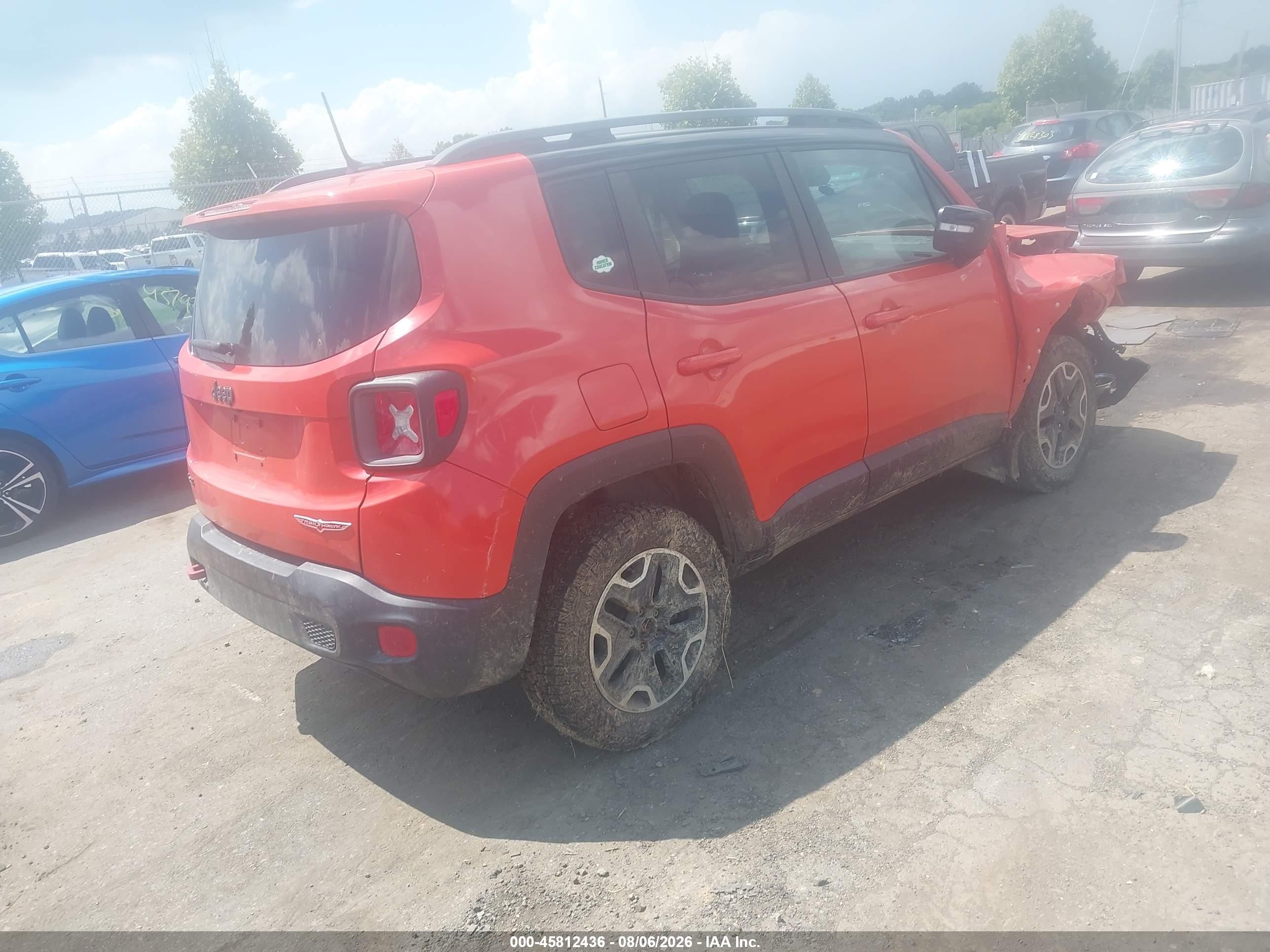 2015 Jeep Renegade Trailhawk Оранжевый vin: ZACCJBCT0FPB74678