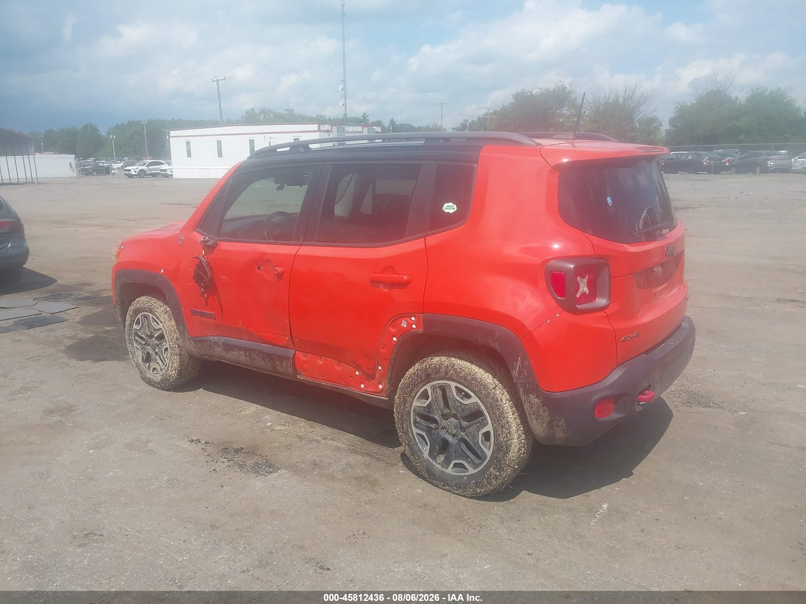 2015 Jeep Renegade Trailhawk Оранжевый vin: ZACCJBCT0FPB74678