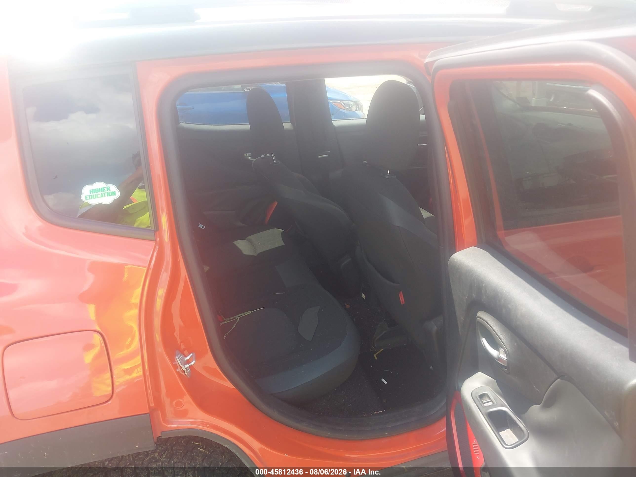2015 Jeep Renegade Trailhawk Оранжевый vin: ZACCJBCT0FPB74678