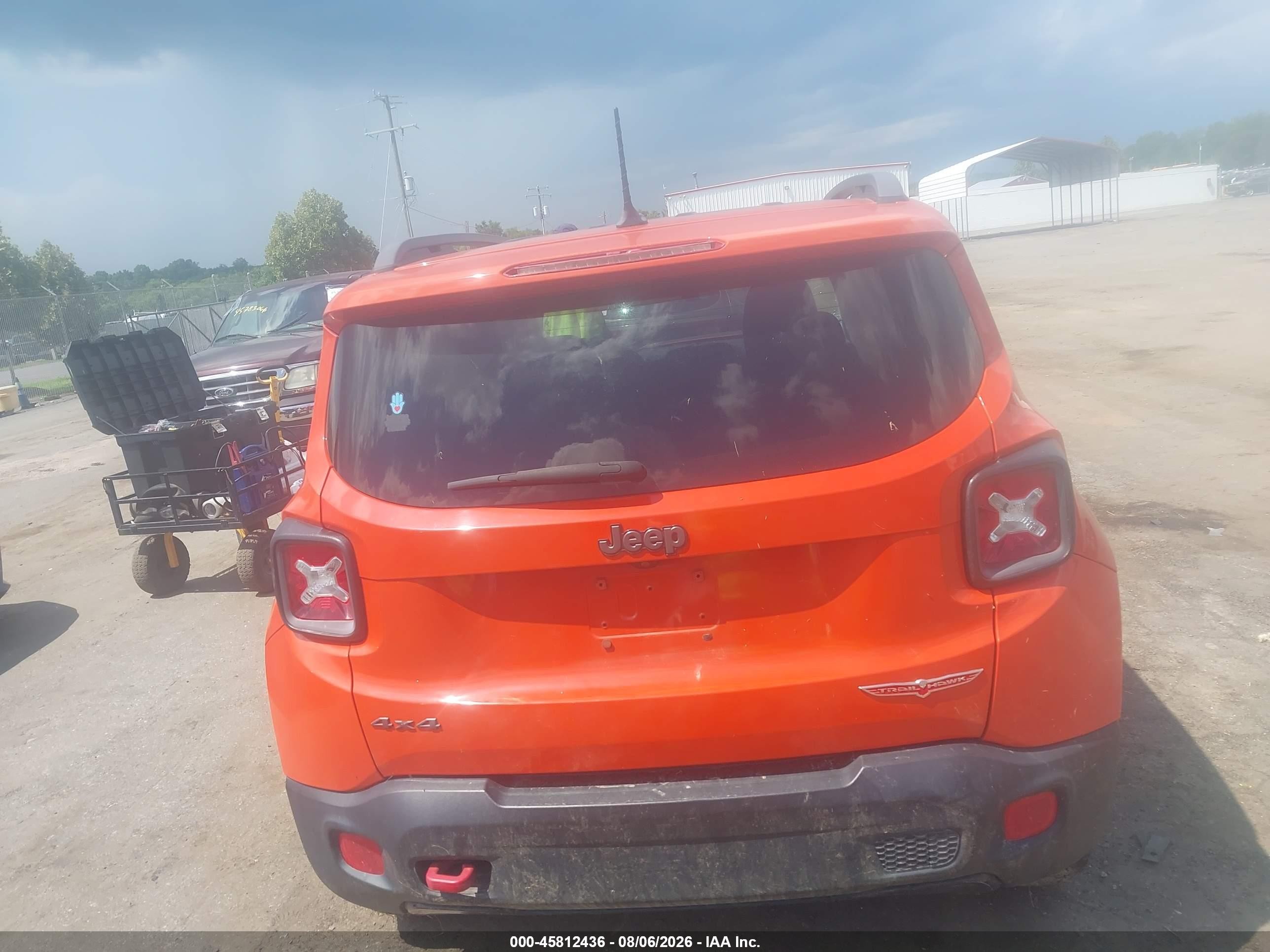 2015 Jeep Renegade Trailhawk Оранжевый vin: ZACCJBCT0FPB74678