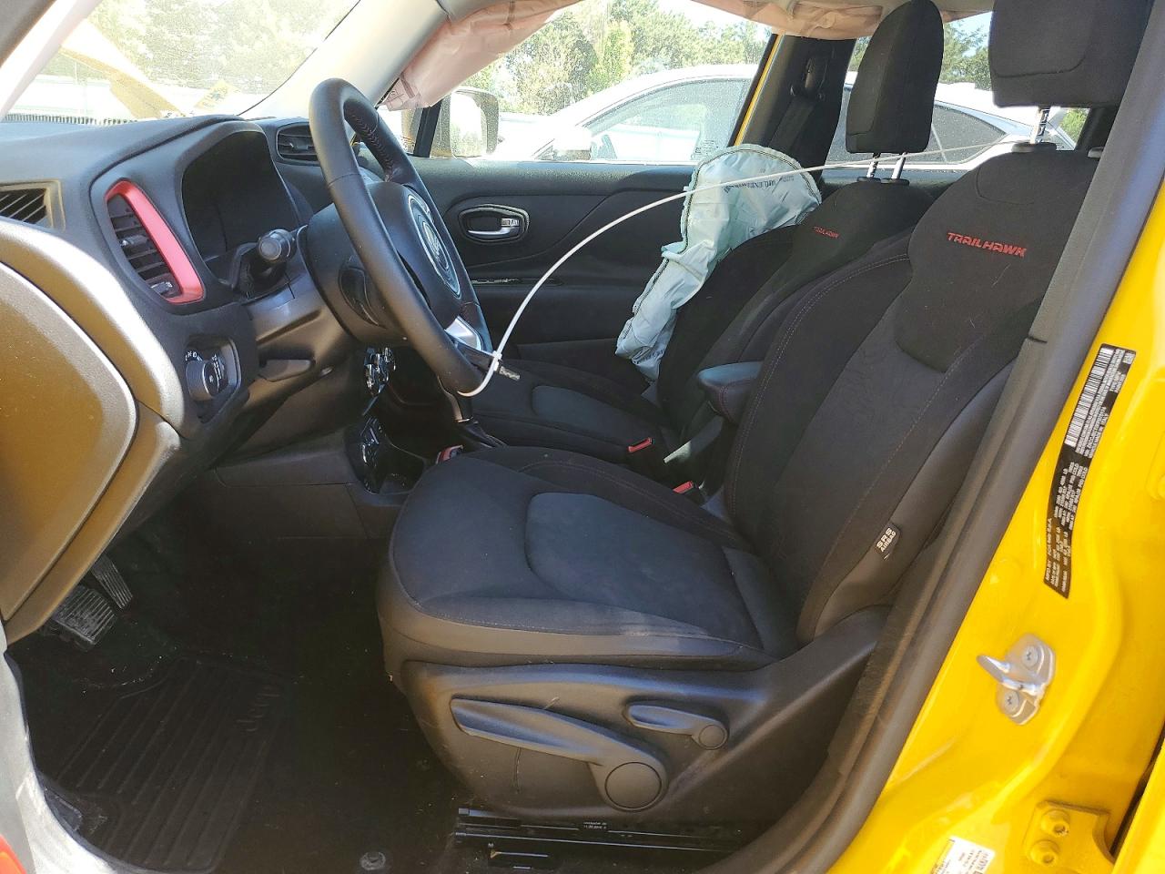 2015 Jeep Renegade Trailhawk Yellow vin: ZACCJBCT0FPB75174