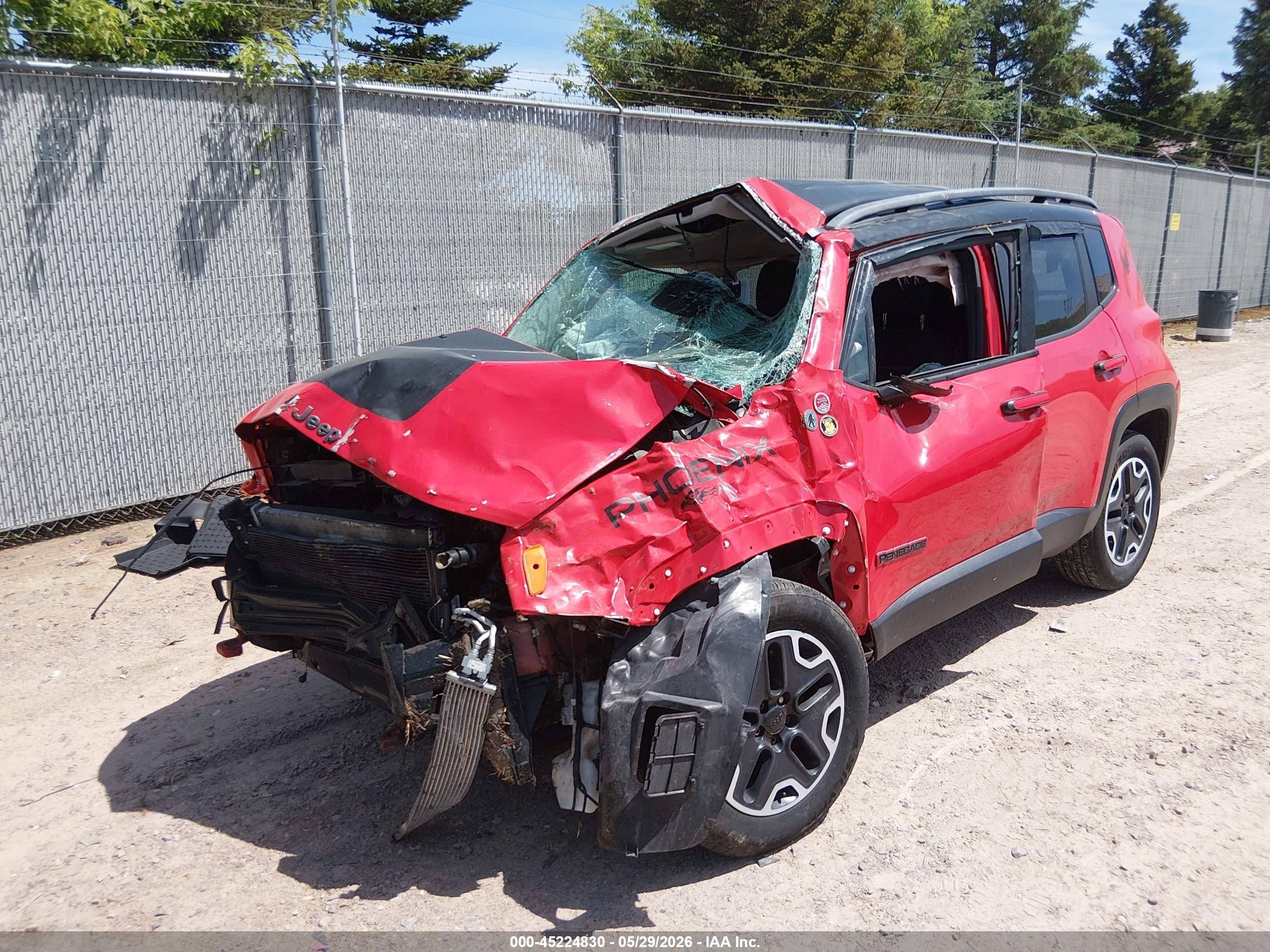 2015 Jeep Renegade Trailhawk Red vin: ZACCJBCT0FPC05123