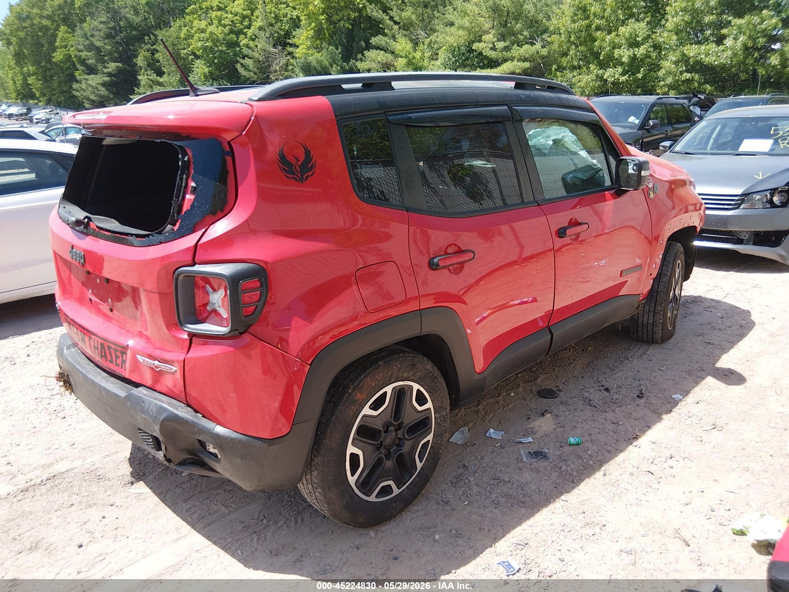 2015 Jeep Renegade Trailhawk Red vin: ZACCJBCT0FPC05123