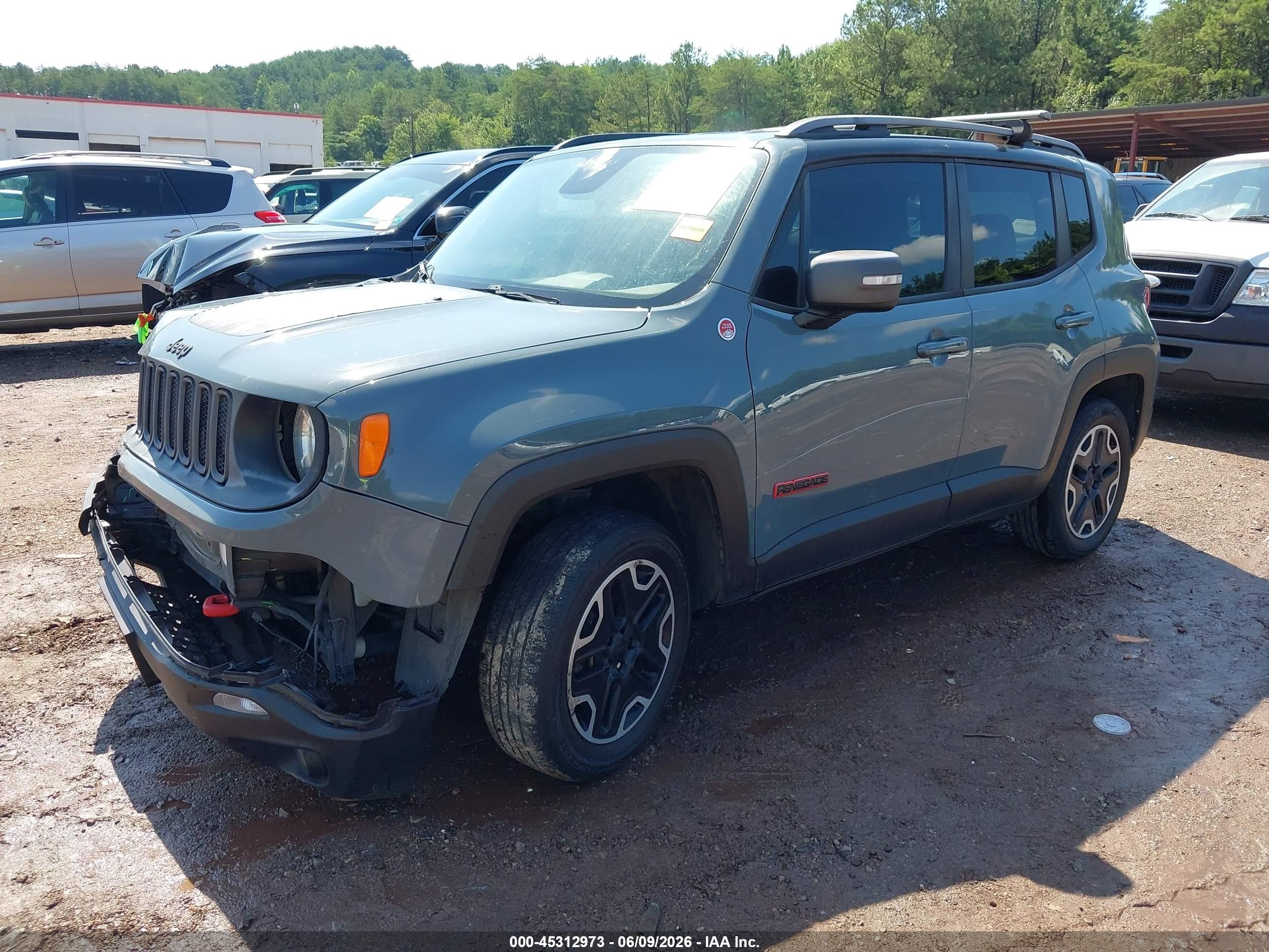 2015 Jeep Renegade Trailhawk Gray vin: ZACCJBCT0FPC17983