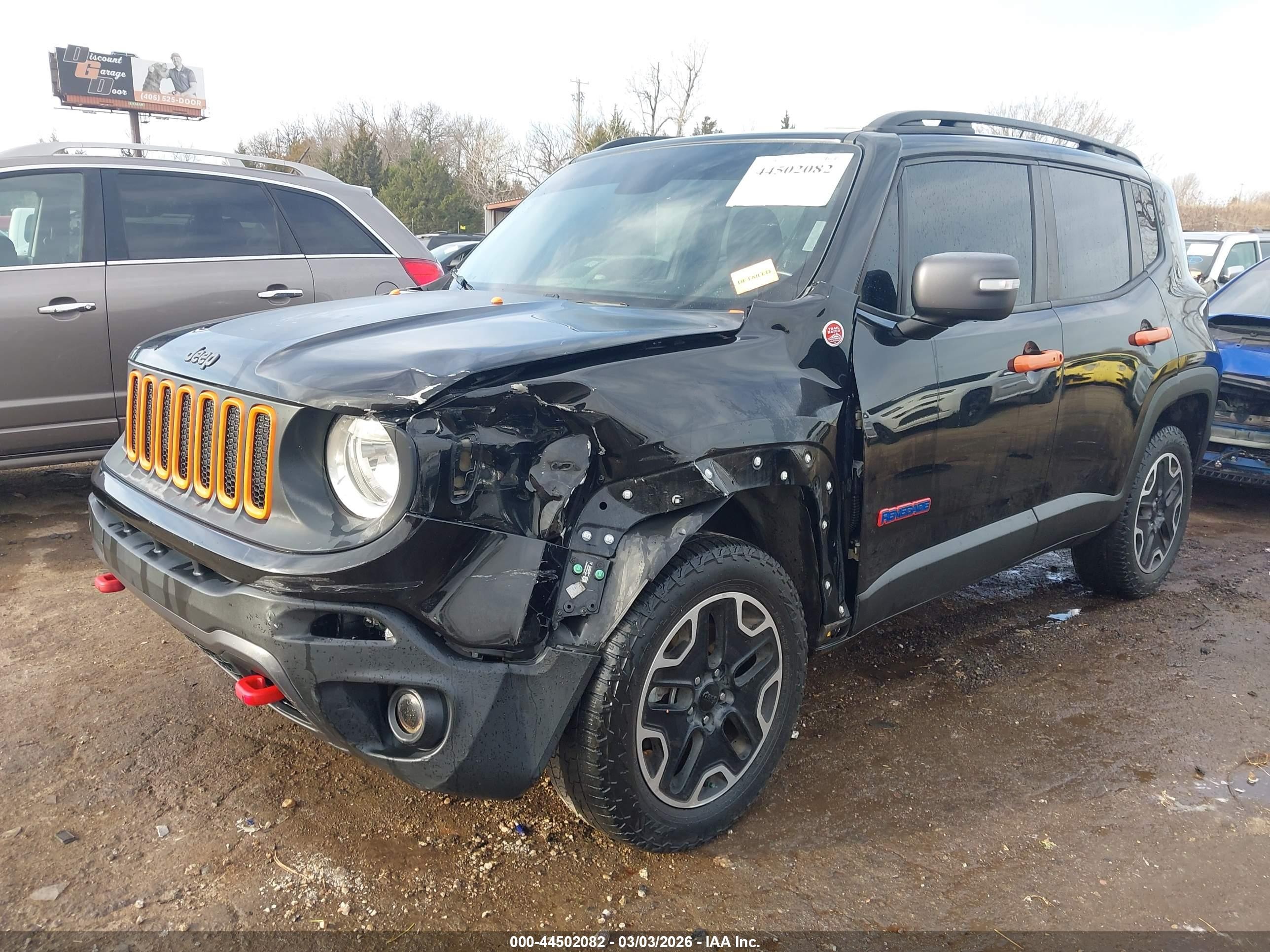 2016 Jeep Renegade Trailhawk Black vin: ZACCJBCT0GPD67335