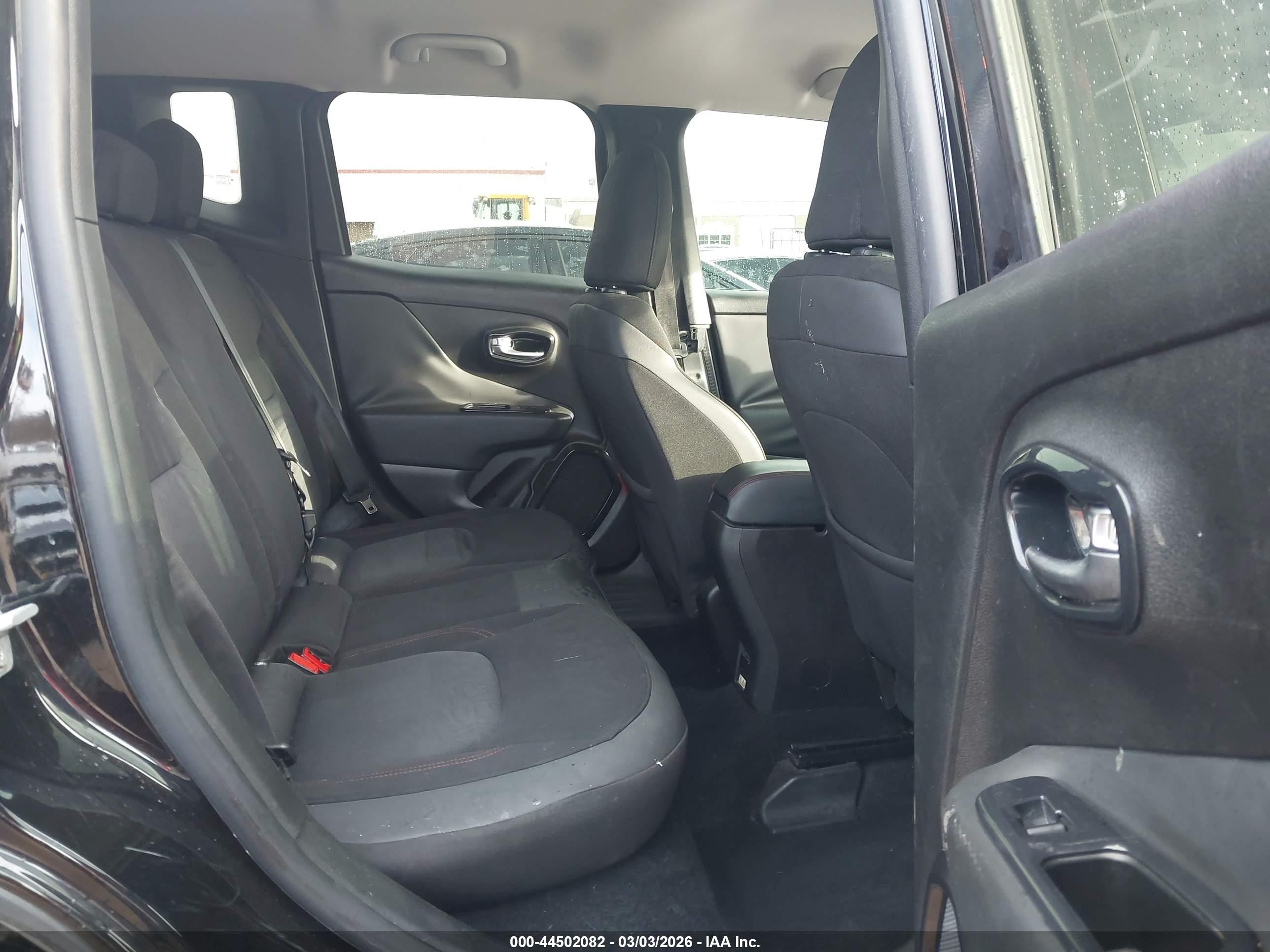 2016 Jeep Renegade Trailhawk Black vin: ZACCJBCT0GPD67335