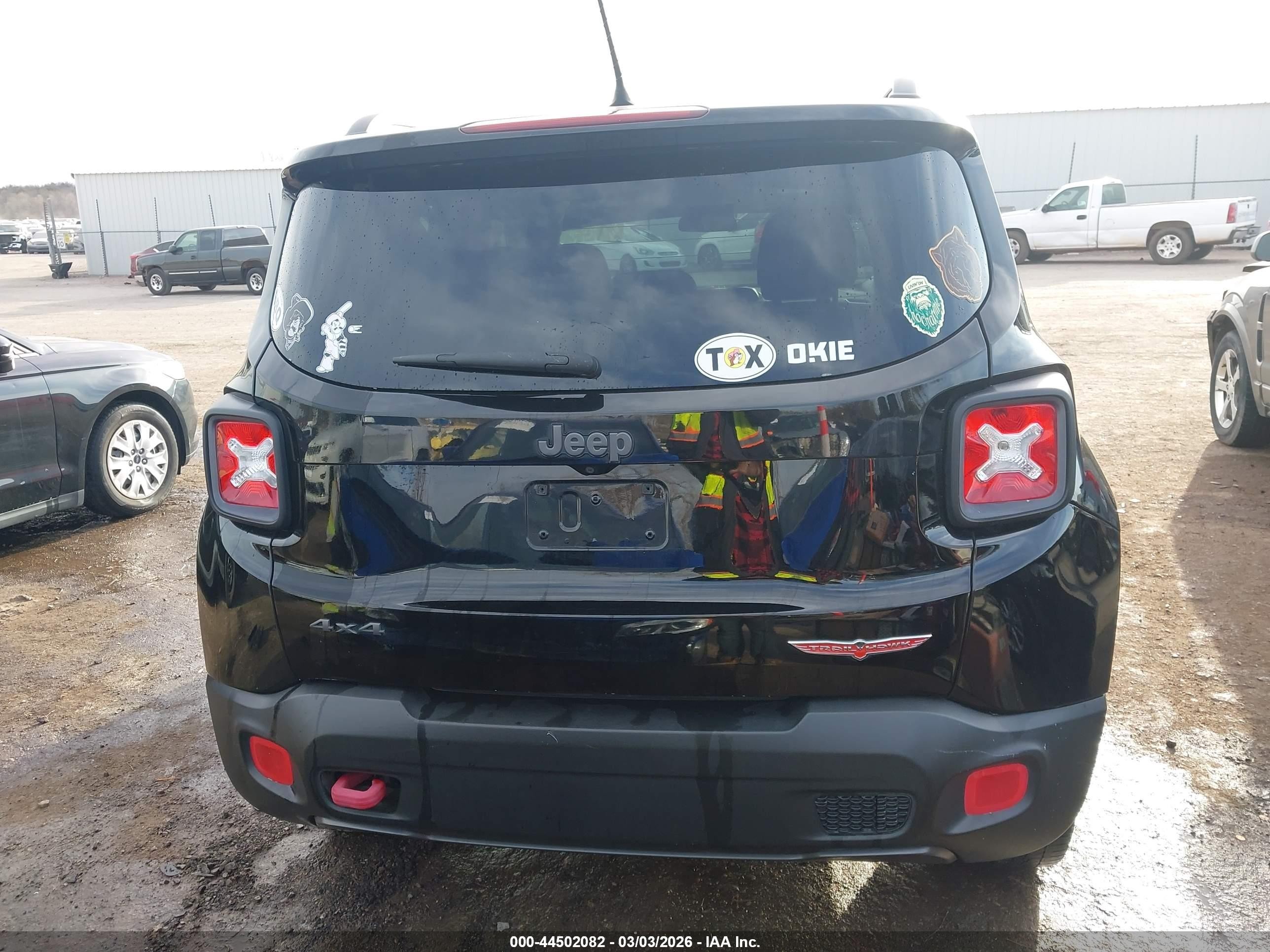 2016 Jeep Renegade Trailhawk Black vin: ZACCJBCT0GPD67335