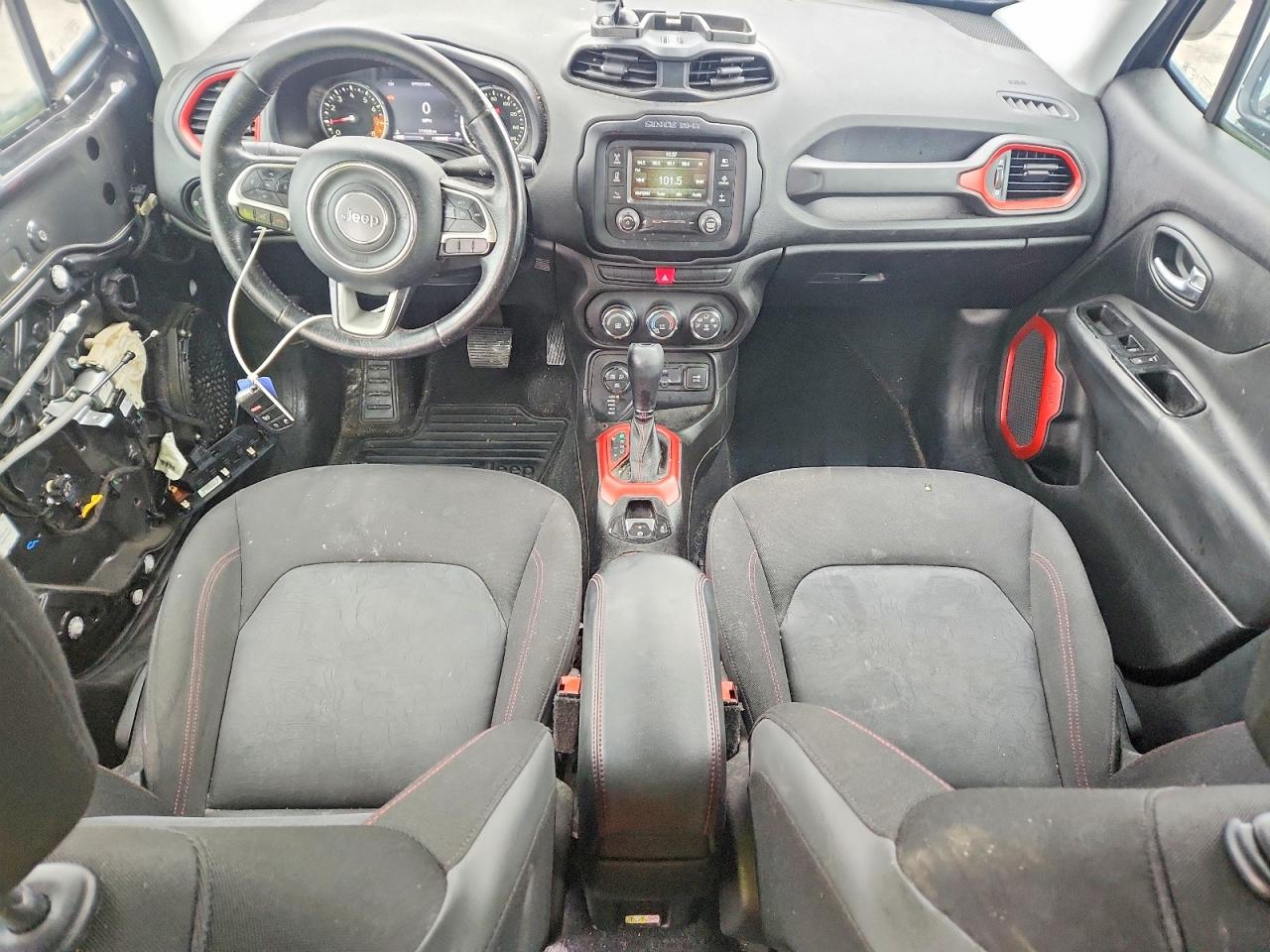 2015 Jeep Renegade Gray vin: ZACCJBCT1FPB32778