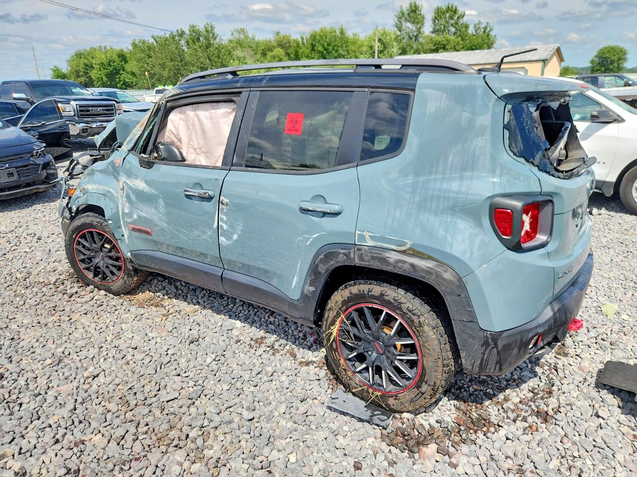 2015 Jeep Renegade Trailhawk Teal vin: ZACCJBCT1FPB91538