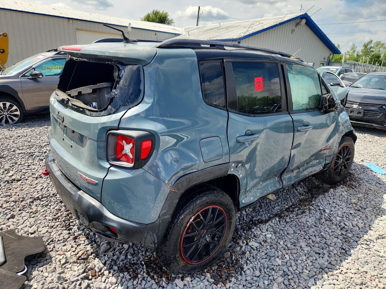 2015 Jeep Renegade Trailhawk Teal vin: ZACCJBCT1FPB91538