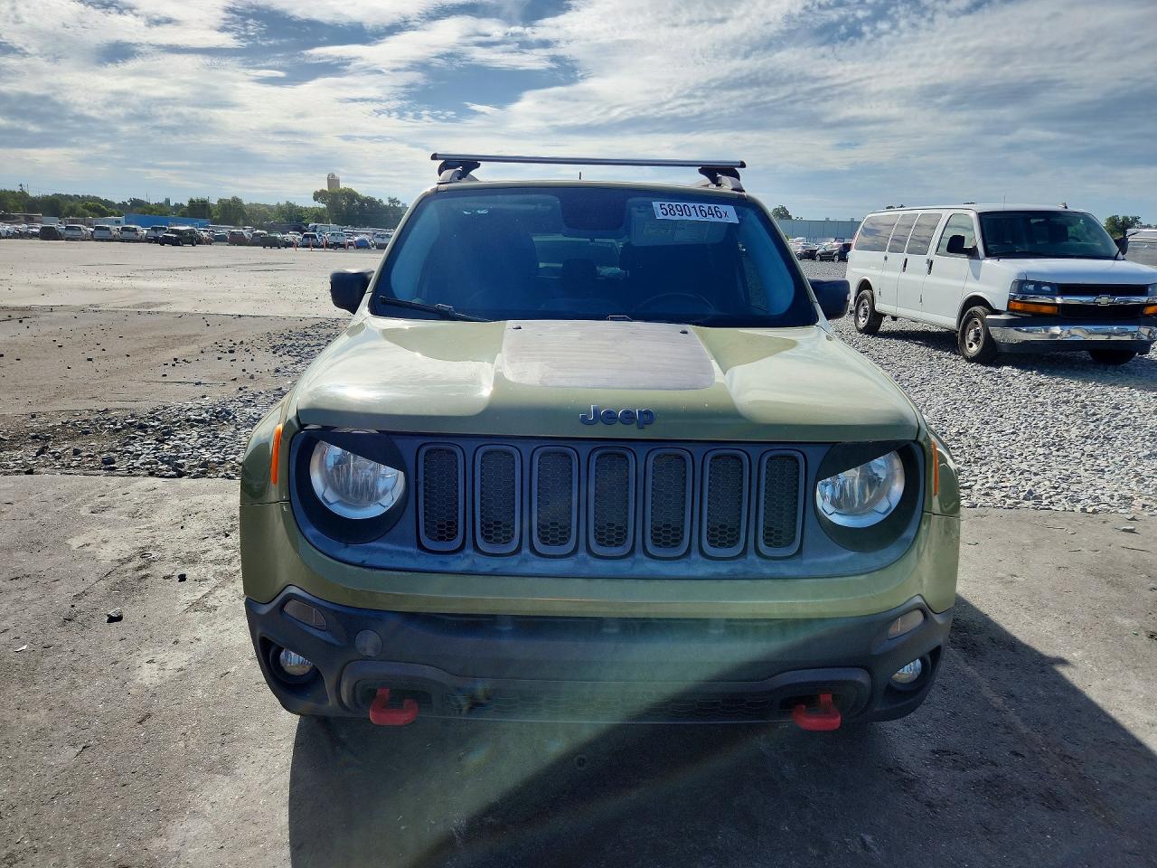 2015 Jeep Renegade Trailhawk Green vin: ZACCJBCT2FPB93900