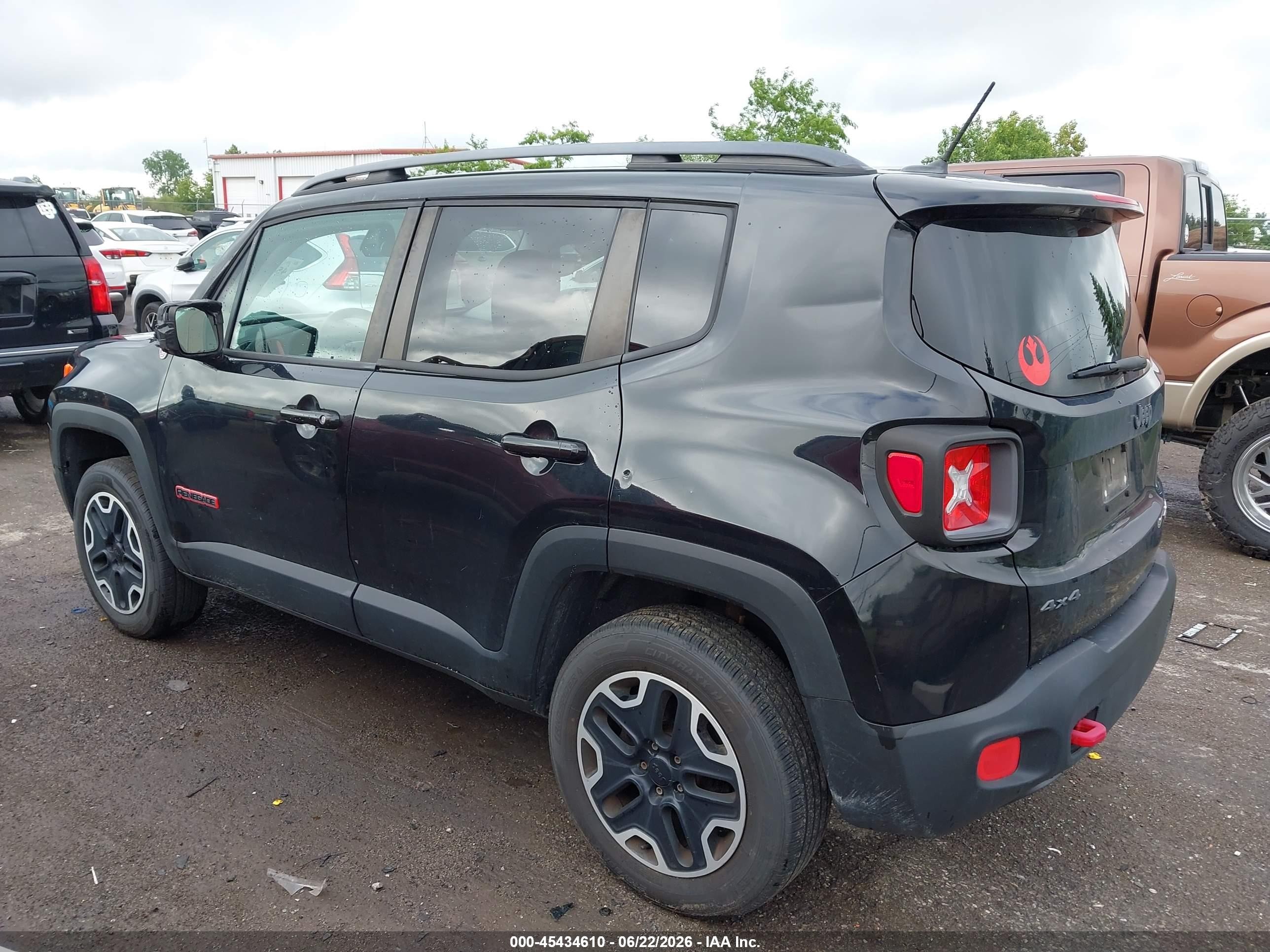 2015 Jeep Renegade Trailhawk Black vin: ZACCJBCT2FPB97641