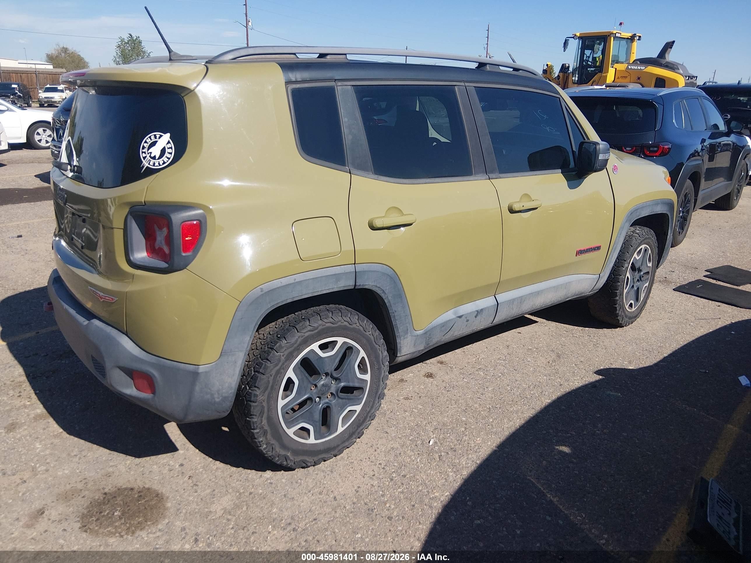 2015 Jeep Renegade Trailhawk Green vin: ZACCJBCT2FPC24921