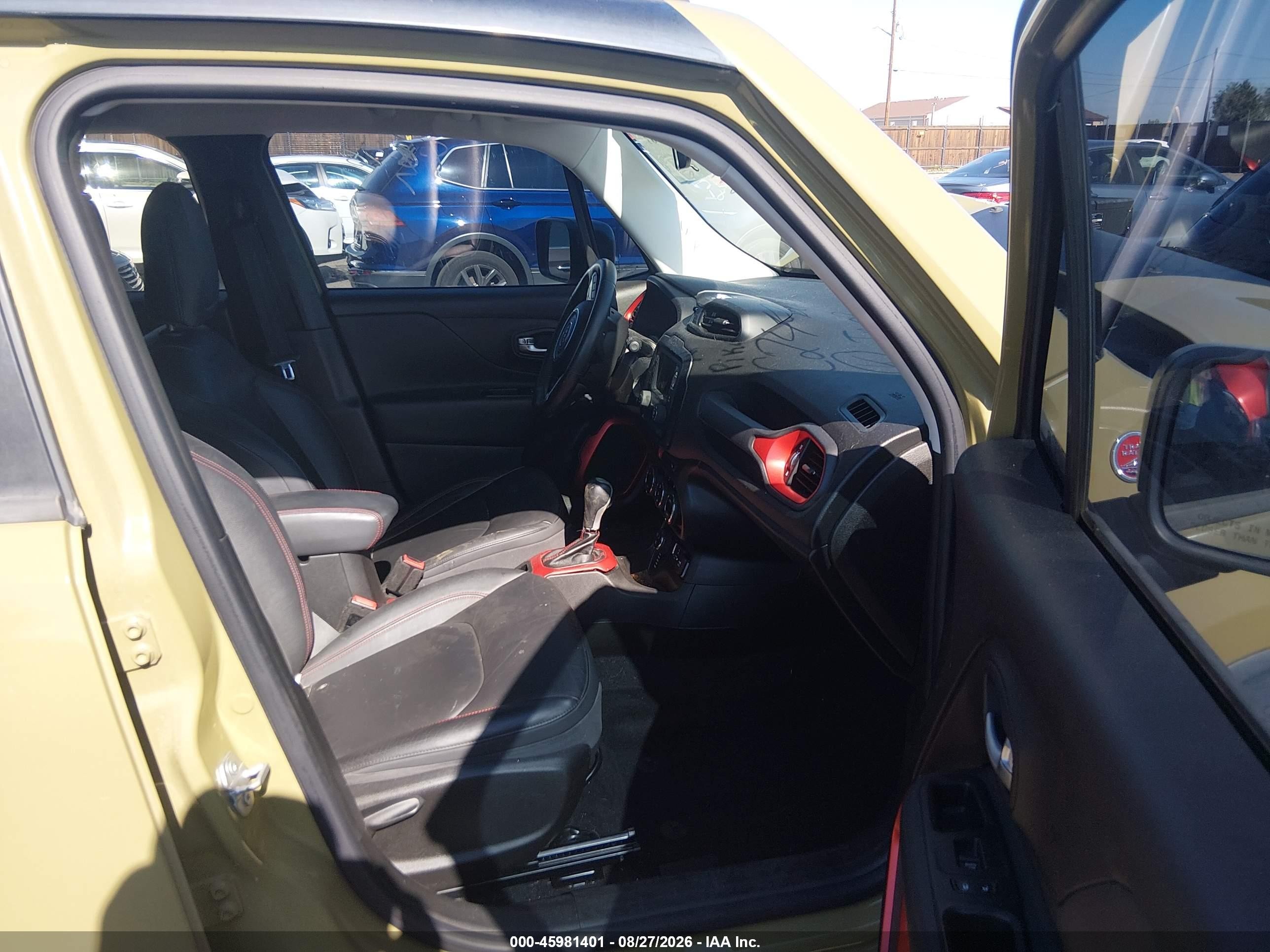 2015 Jeep Renegade Trailhawk Green vin: ZACCJBCT2FPC24921