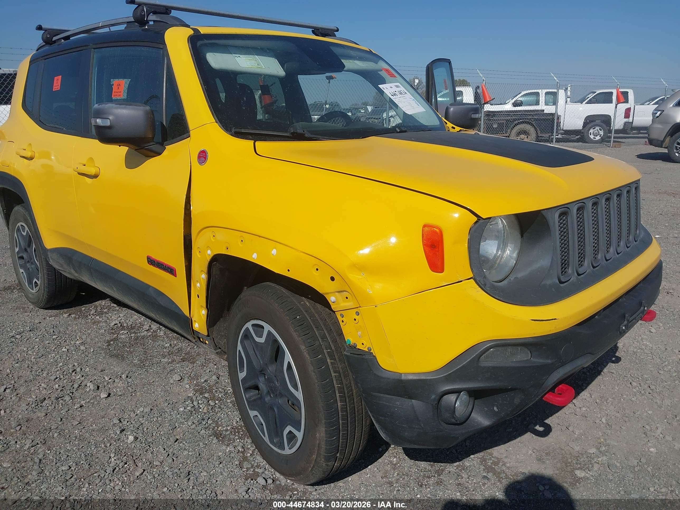 2015 Jeep Renegade Trailhawk Yellow vin: ZACCJBCT3FPC23552