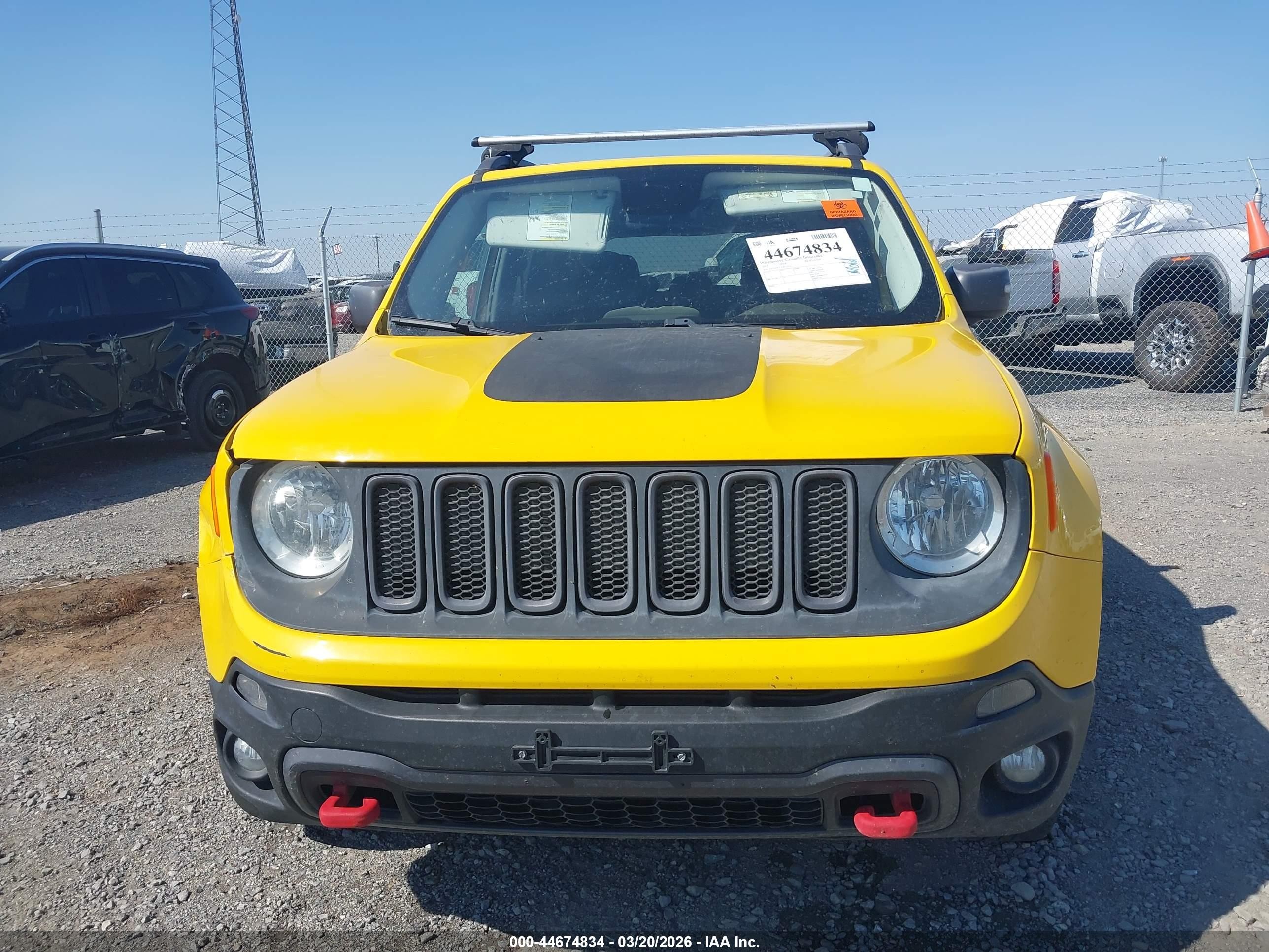 2015 Jeep Renegade Trailhawk Yellow vin: ZACCJBCT3FPC23552
