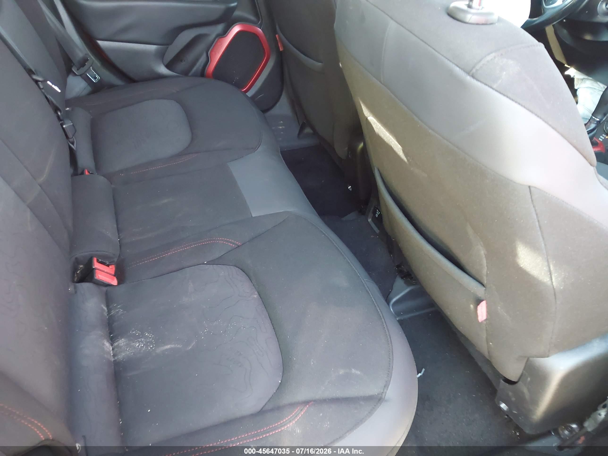 2016 Jeep Renegade Trailhawk Red vin: ZACCJBCT3GPD66440