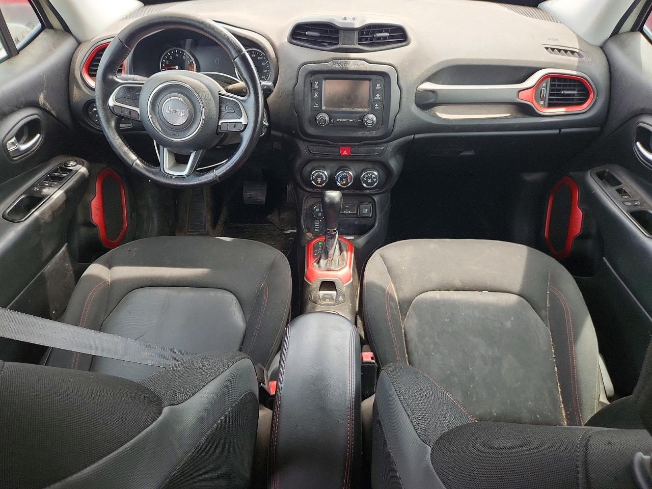 2015 Jeep Renegade Trailhawk White vin: ZACCJBCT4FPB28207