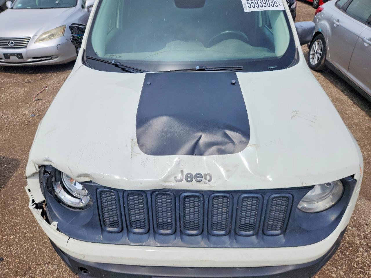 2015 Jeep Renegade Trailhawk White vin: ZACCJBCT4FPB28207