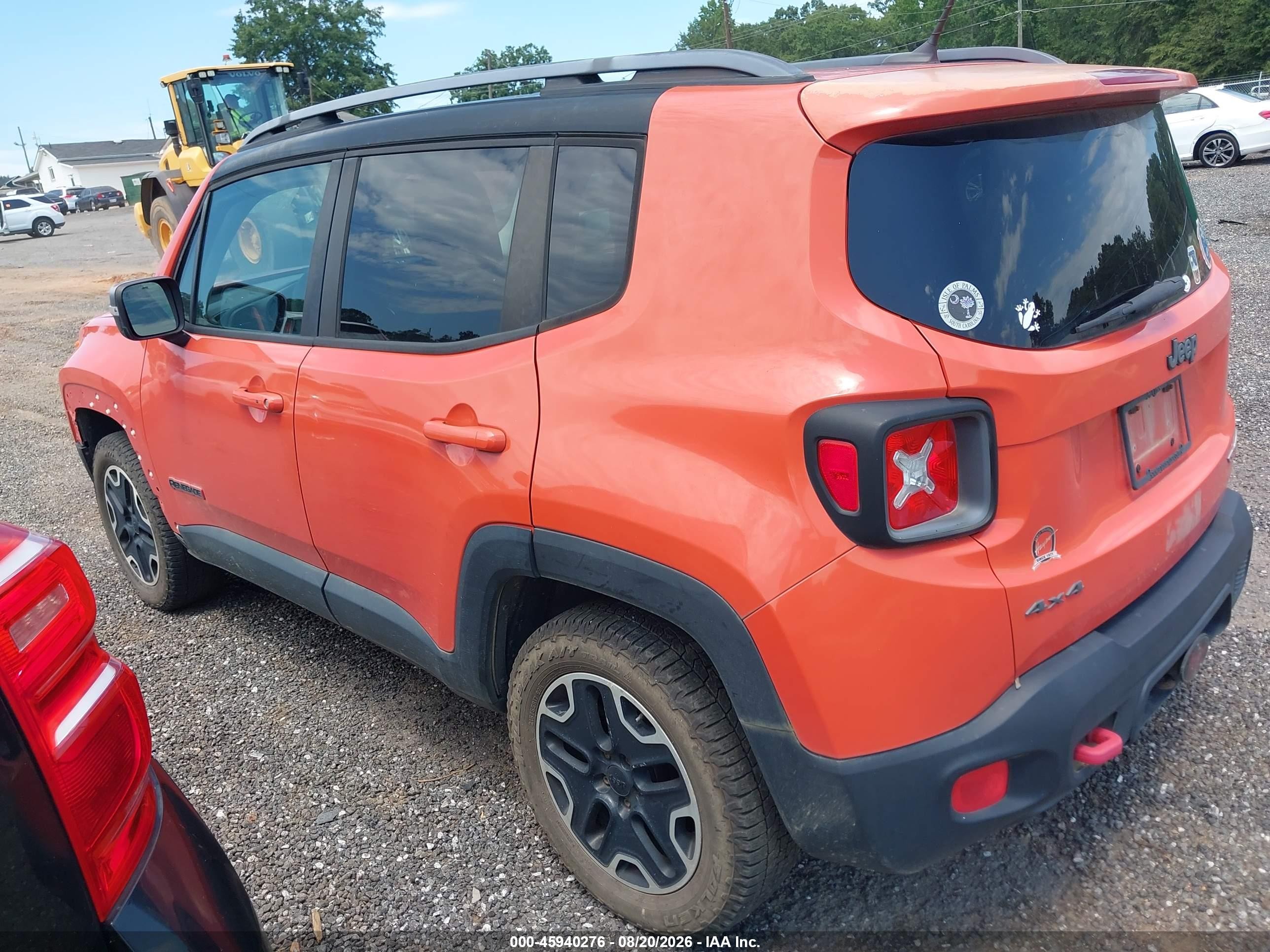 2015 Jeep Renegade Trailhawk Orange vin: ZACCJBCT4FPC25388