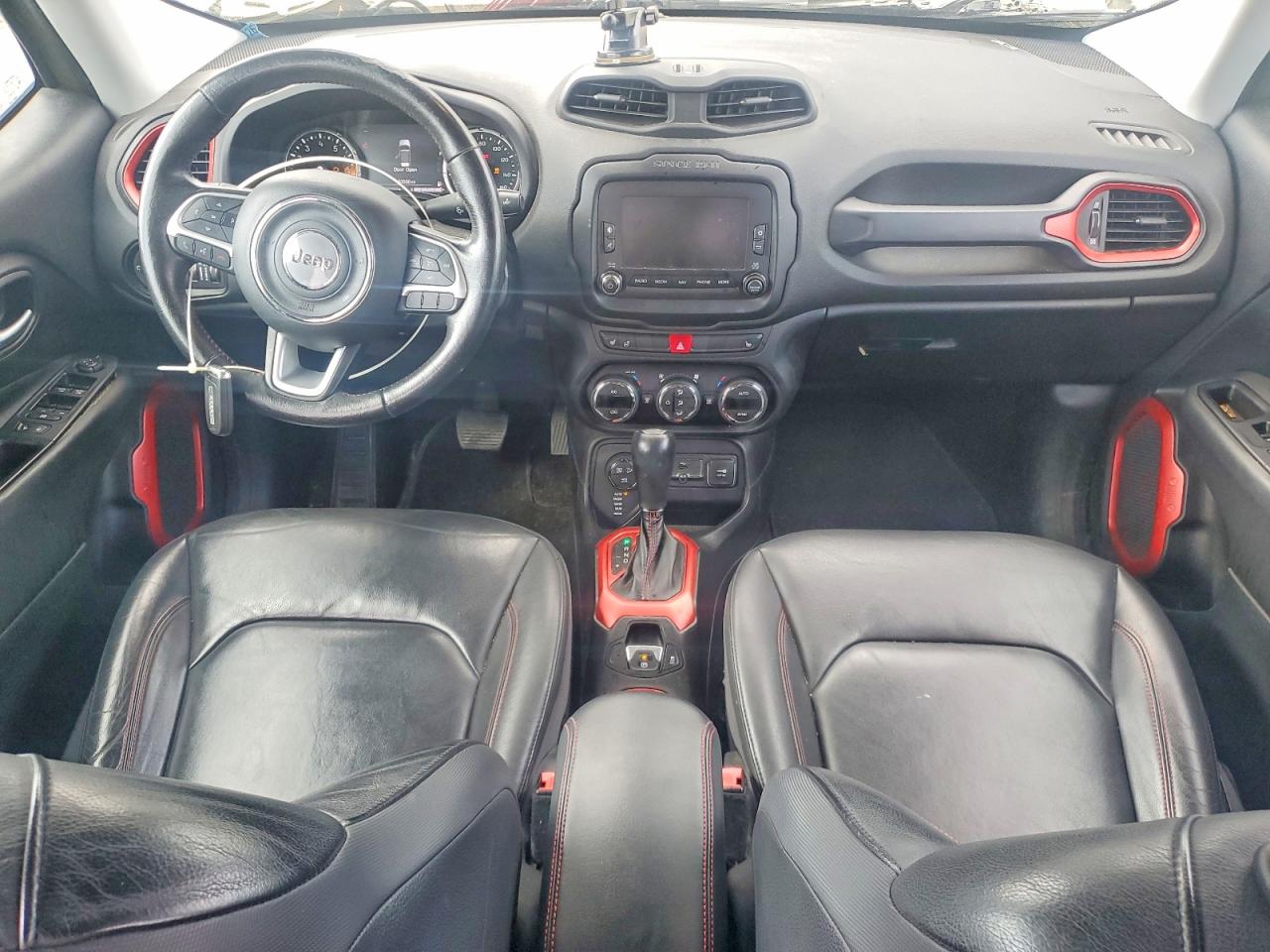 2015 Jeep Renegade Trailhawk Green vin: ZACCJBCT5FPB93017
